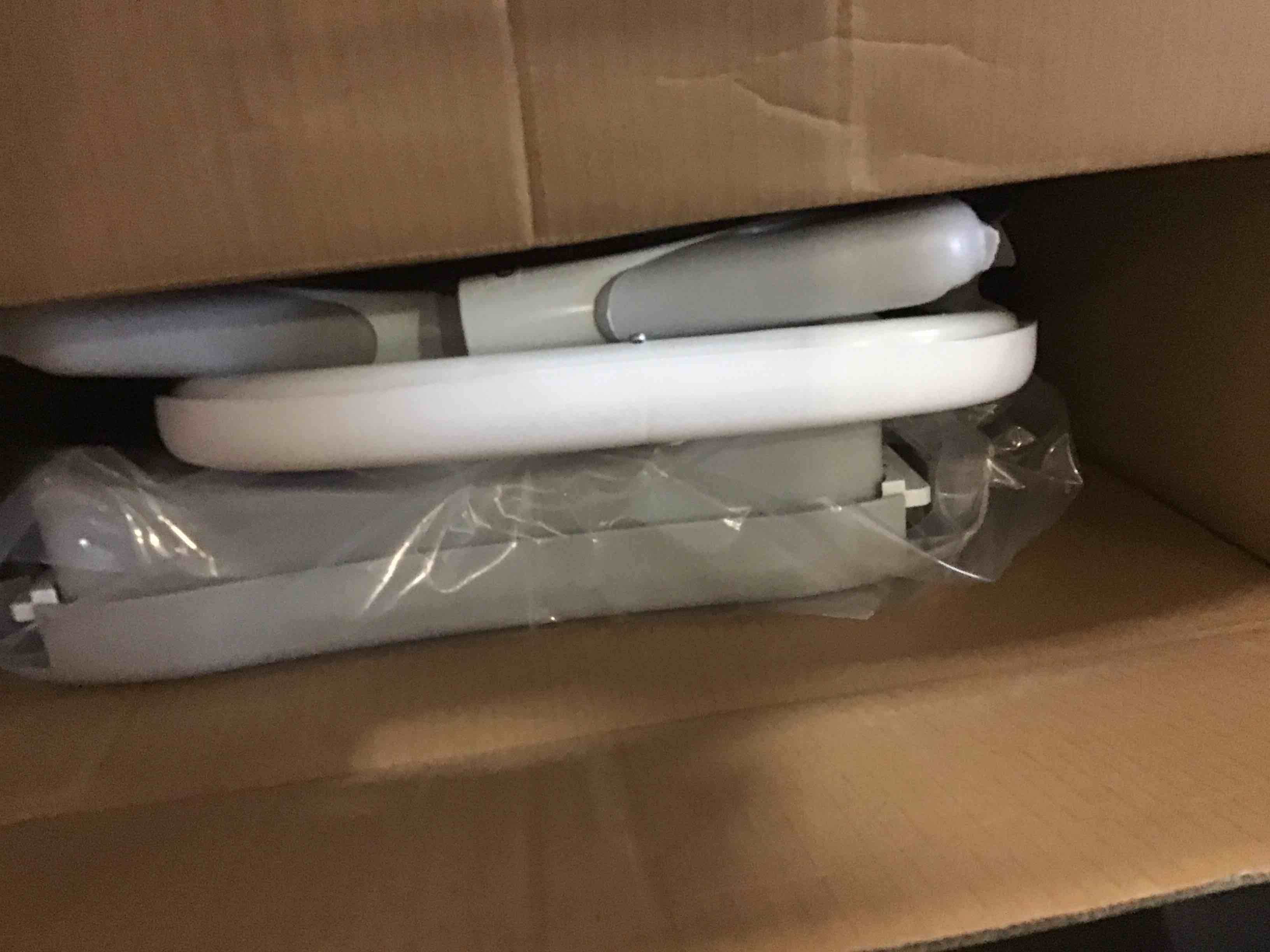 https://s3.amazonaws.com/lotting-images-prod/bidfta/BLU5145565_1699910037022.jpeg