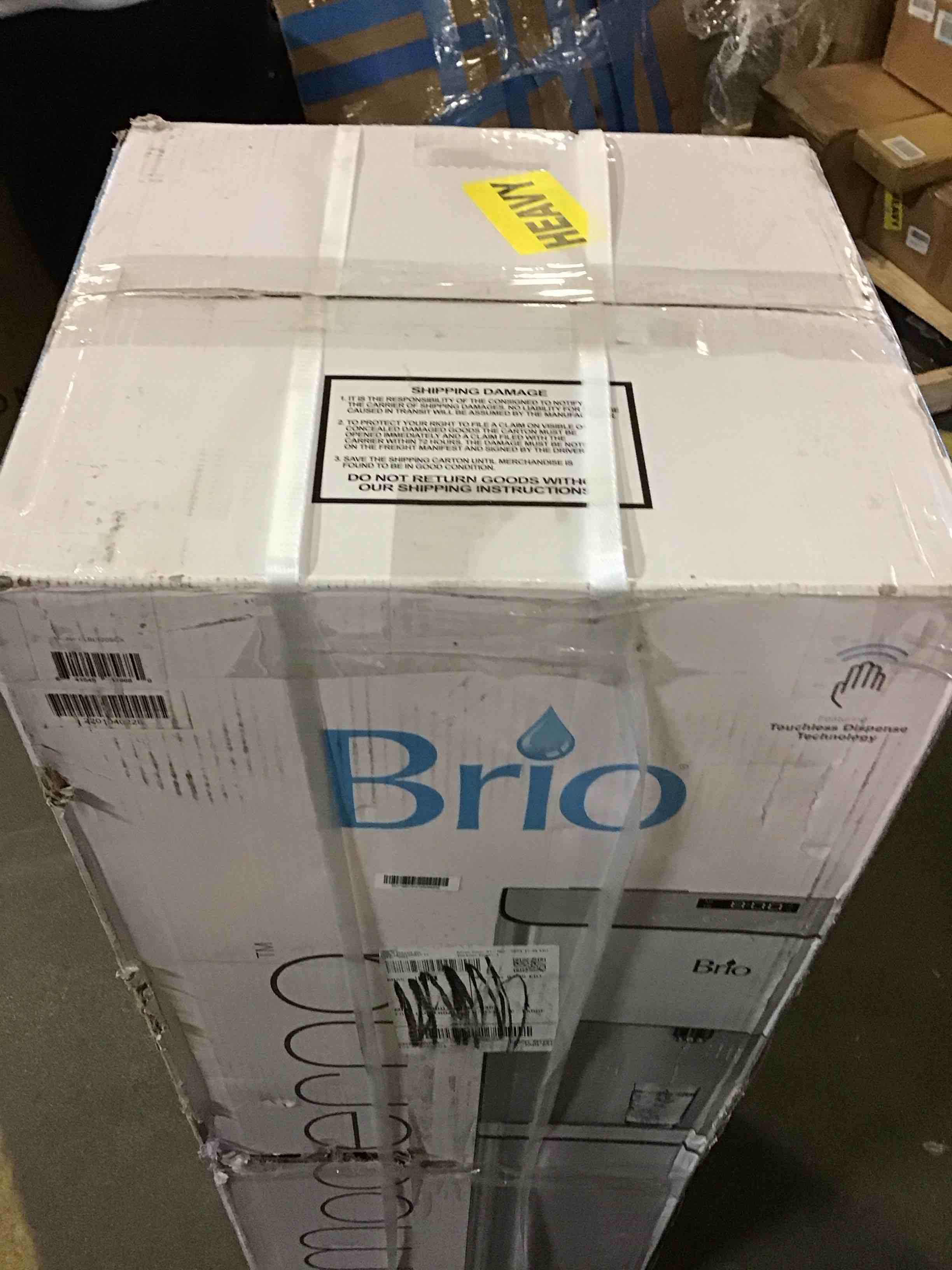 https://s3.amazonaws.com/lotting-images-prod/bidfta/BLU5145593_1699969834389.jpeg