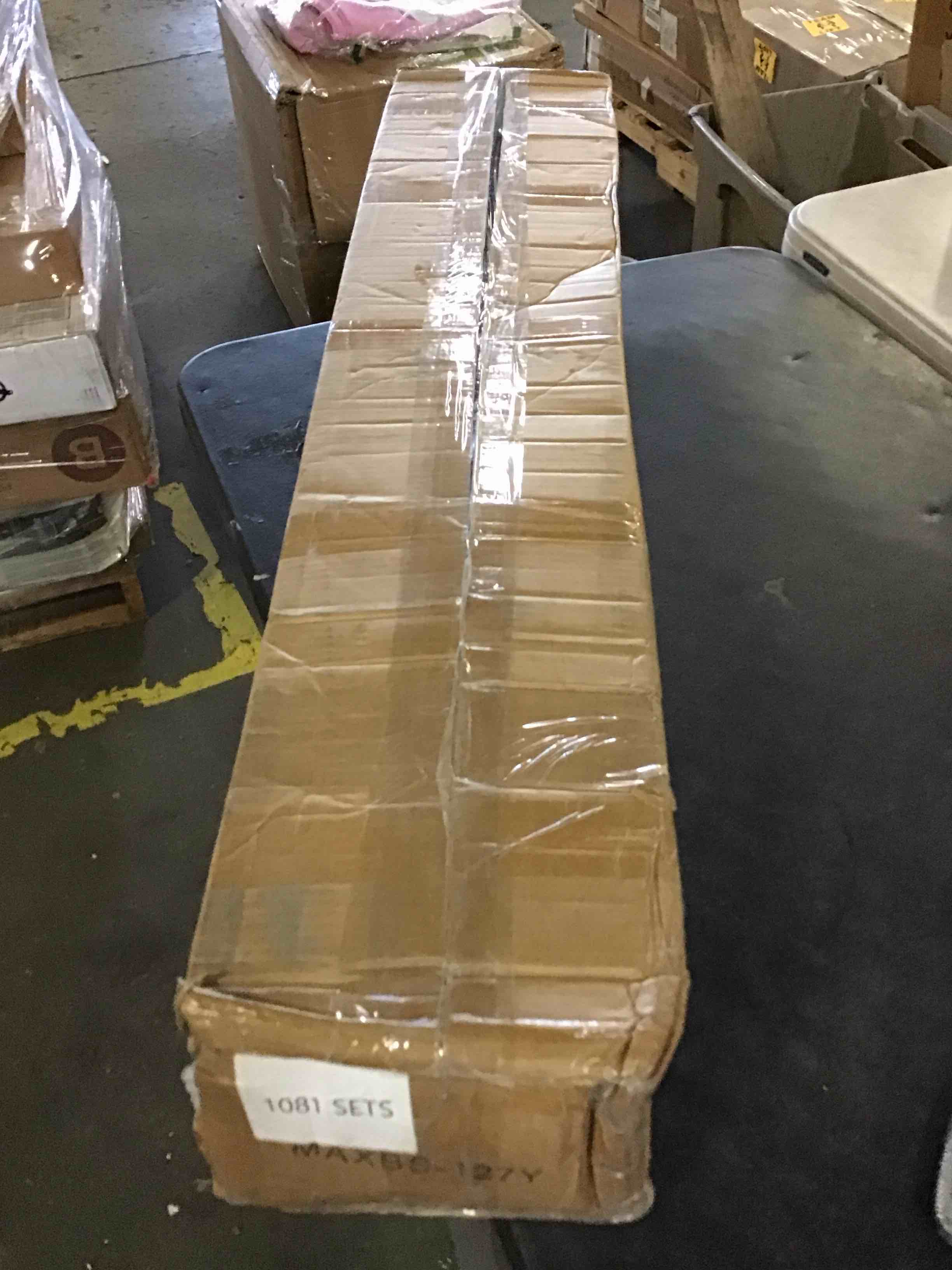 https://s3.amazonaws.com/lotting-images-prod/bidfta/BLU5145722_1699990644311.jpeg