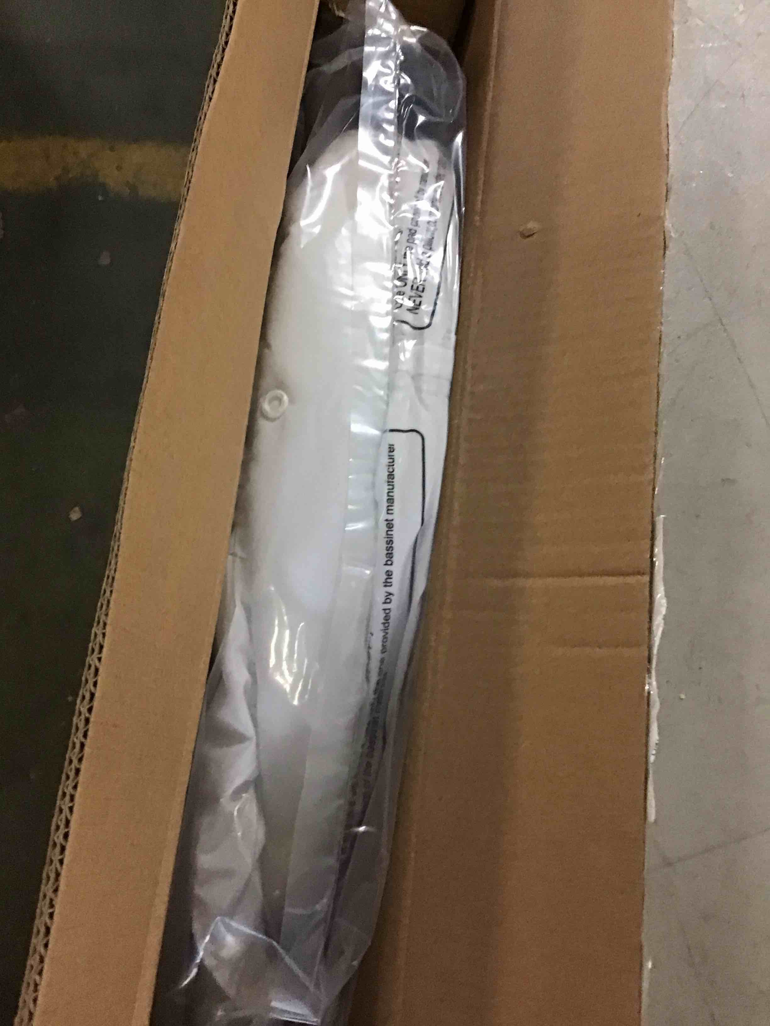 https://s3.amazonaws.com/lotting-images-prod/bidfta/BLU5145771_1700055594312.jpeg