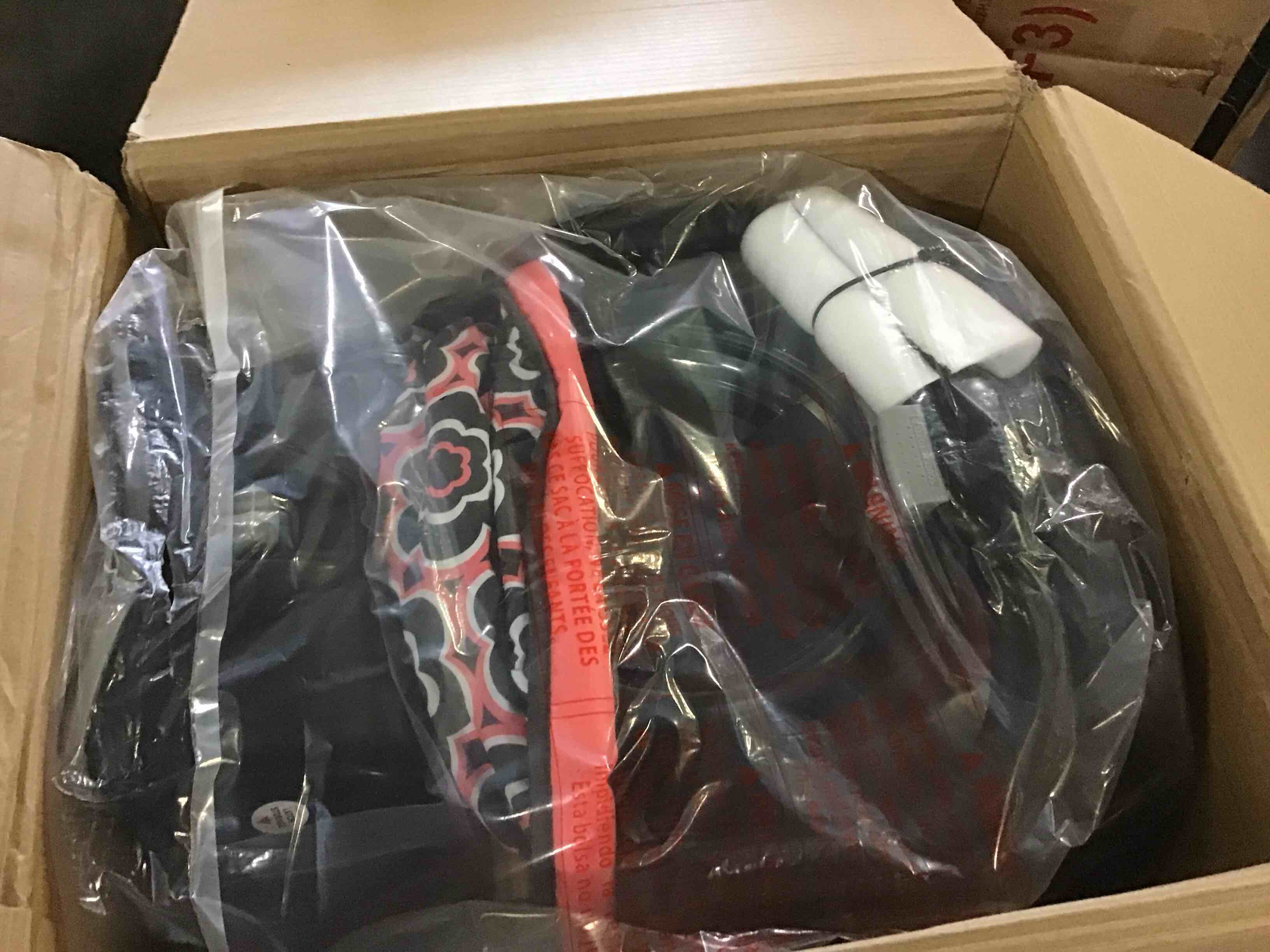 https://s3.amazonaws.com/lotting-images-prod/bidfta/BLU5145905_1700069819062.jpeg