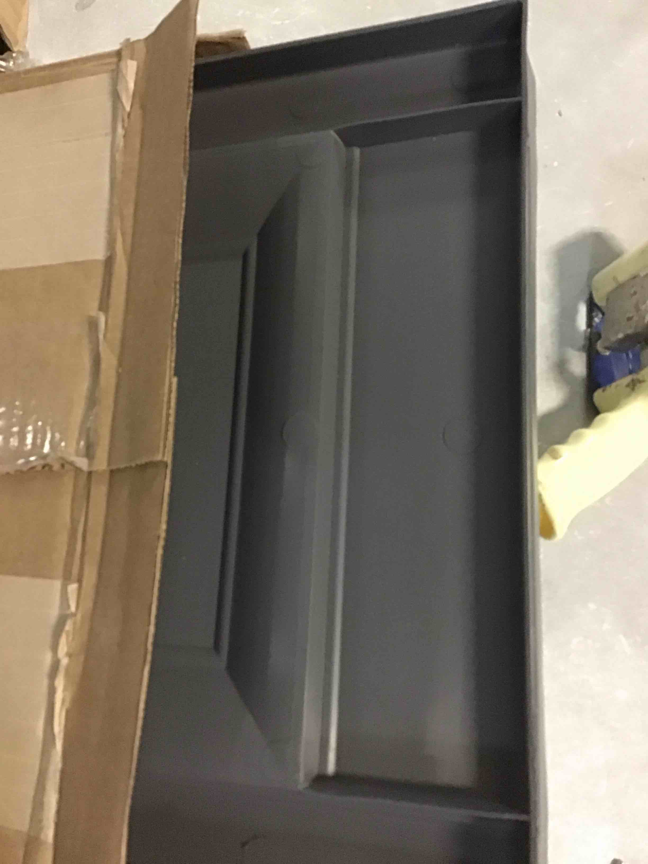 https://s3.amazonaws.com/lotting-images-prod/bidfta/BLU5146602_1700514288946.jpeg