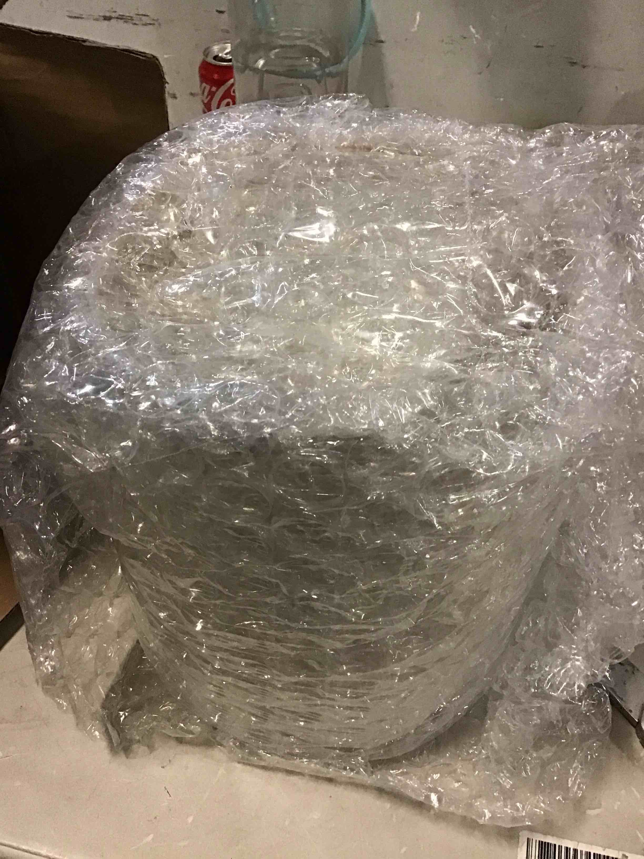 https://s3.amazonaws.com/lotting-images-prod/bidfta/BLU5146712_1700587424040.jpeg