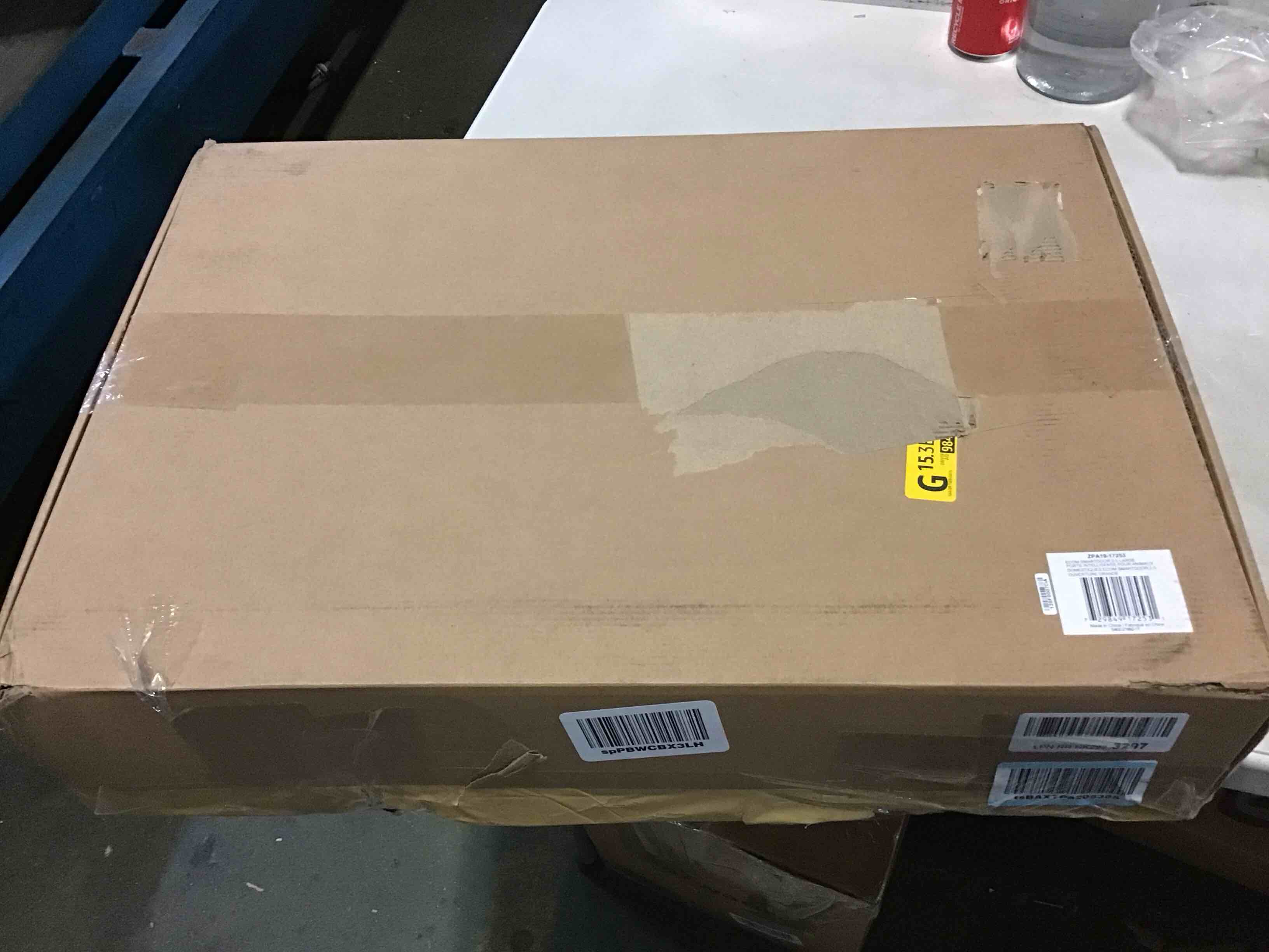 https://s3.amazonaws.com/lotting-images-prod/bidfta/BLU5146720_1700588269314.jpeg