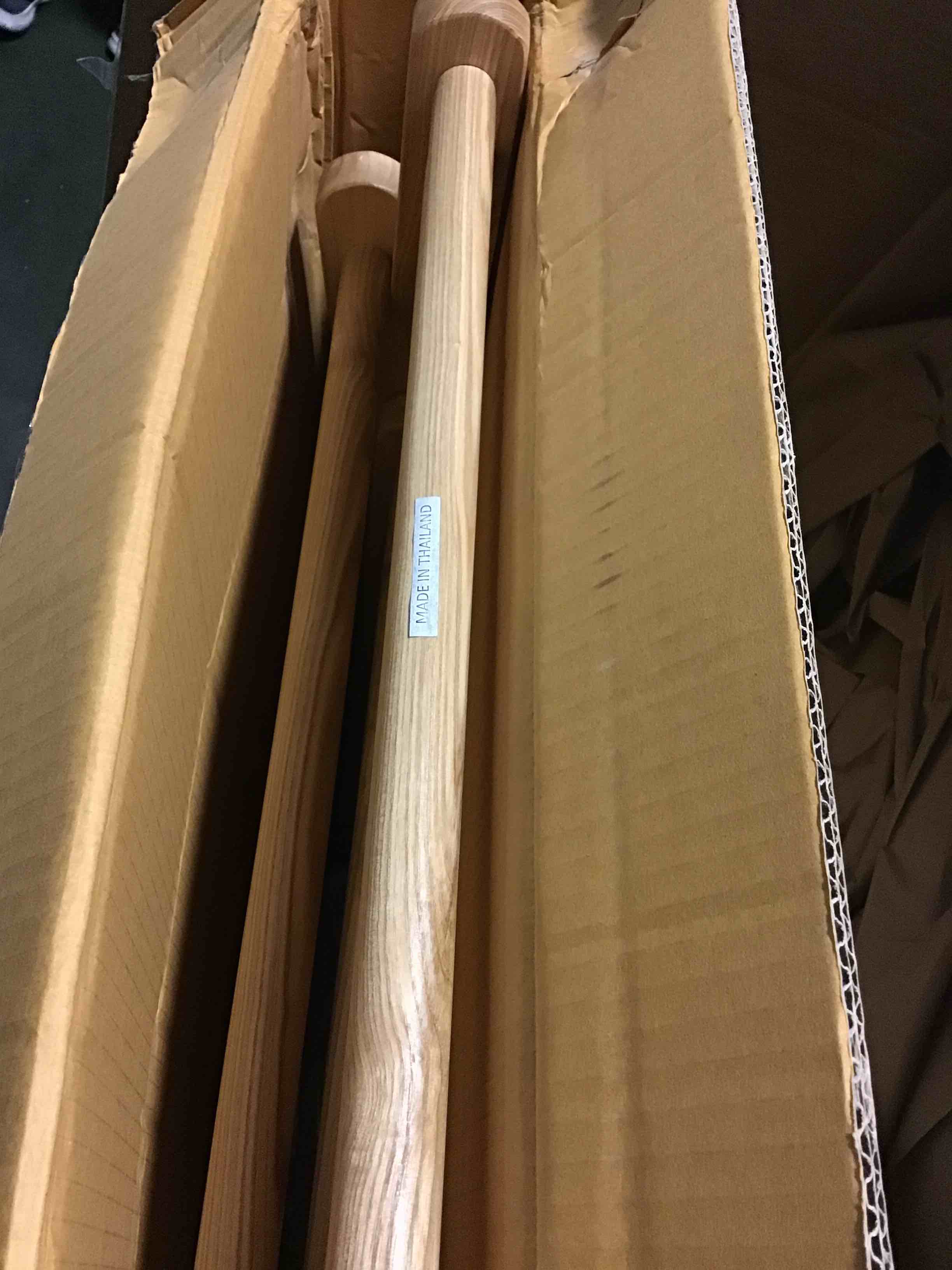 https://s3.amazonaws.com/lotting-images-prod/bidfta/BLU5147757_1700659740071.jpeg