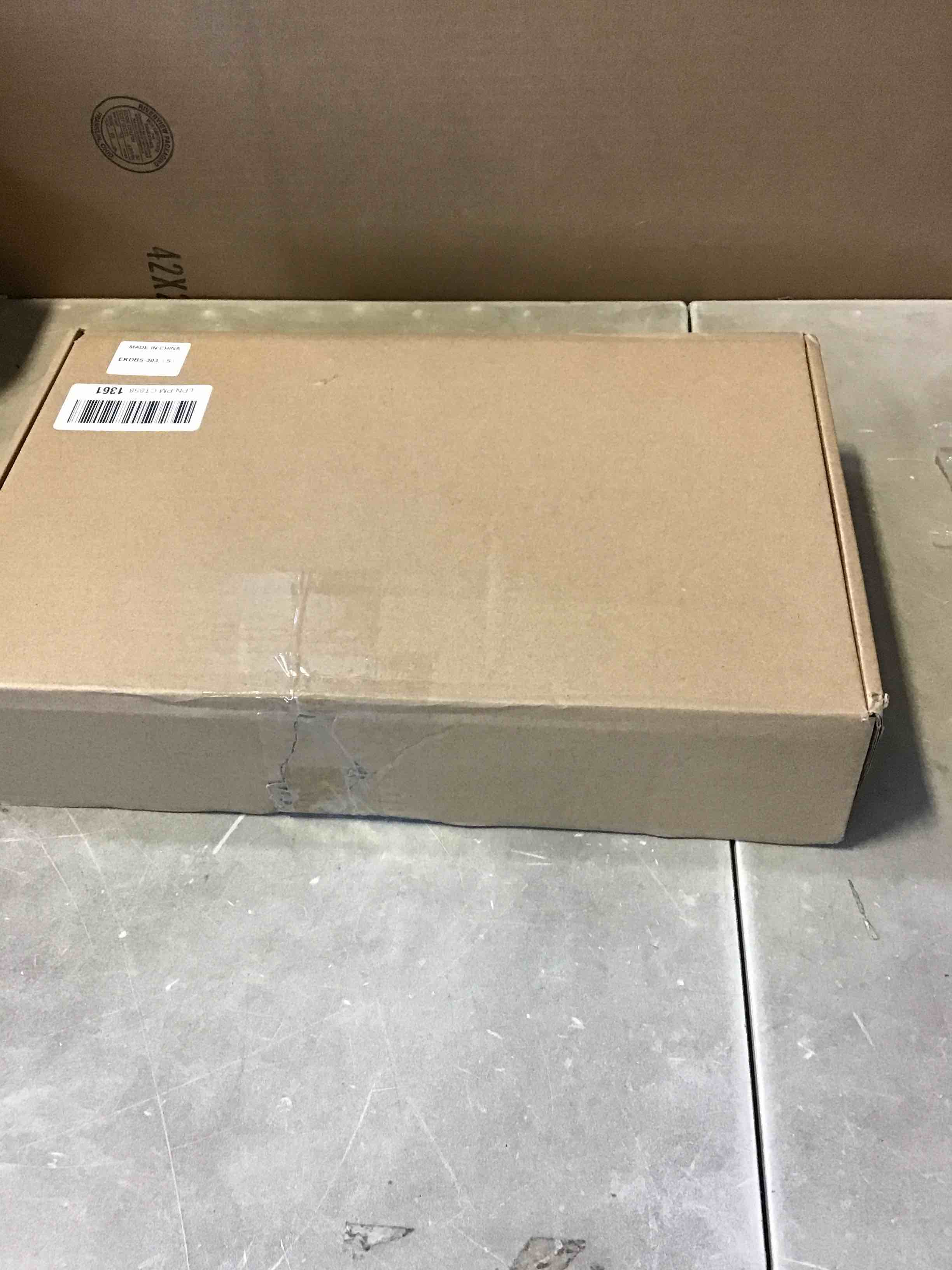 https://s3.amazonaws.com/lotting-images-prod/bidfta/BLU5148333_1701289457171.jpeg
