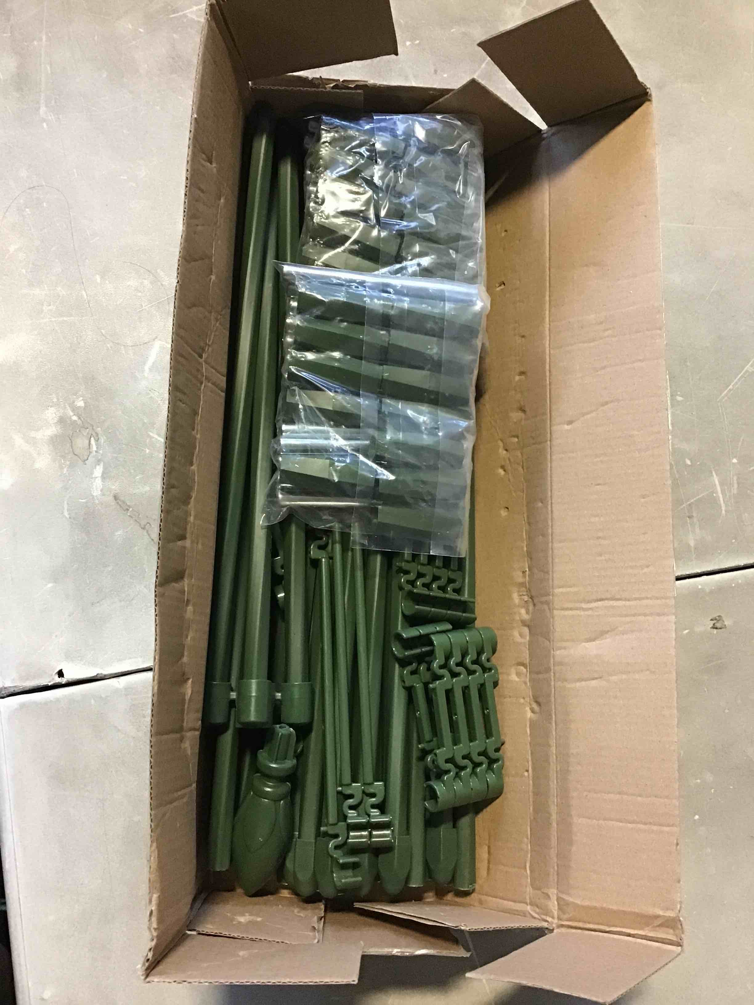 https://s3.amazonaws.com/lotting-images-prod/bidfta/BLU5148360_1701350814191.jpeg