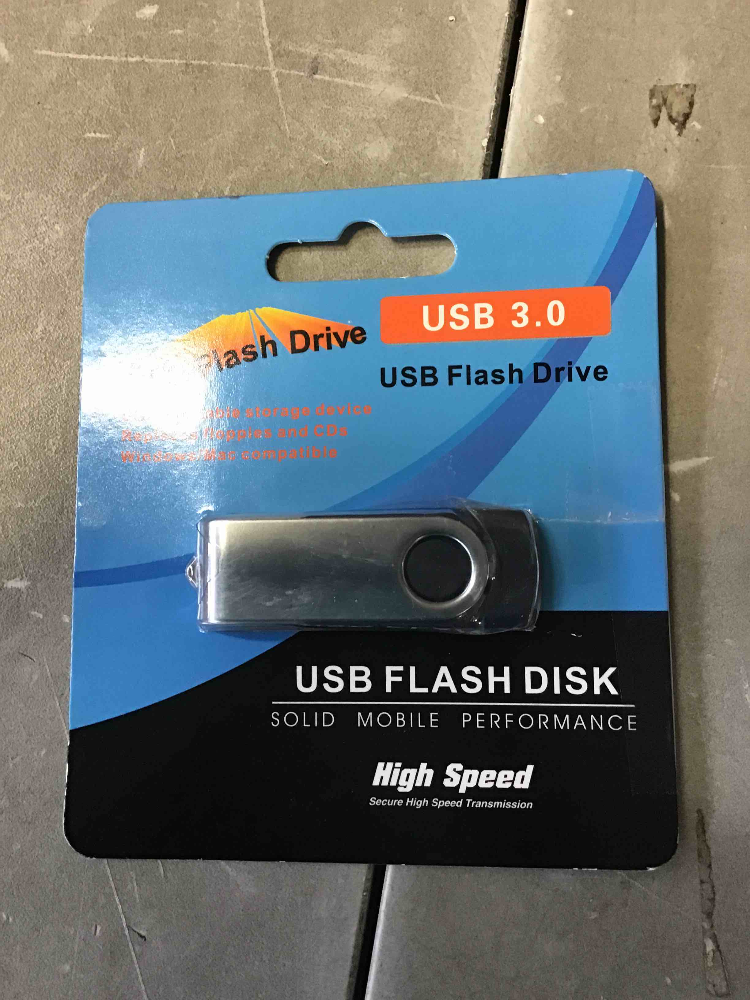 https://s3.amazonaws.com/lotting-images-prod/bidfta/BLU5148397_1701360043661.jpeg