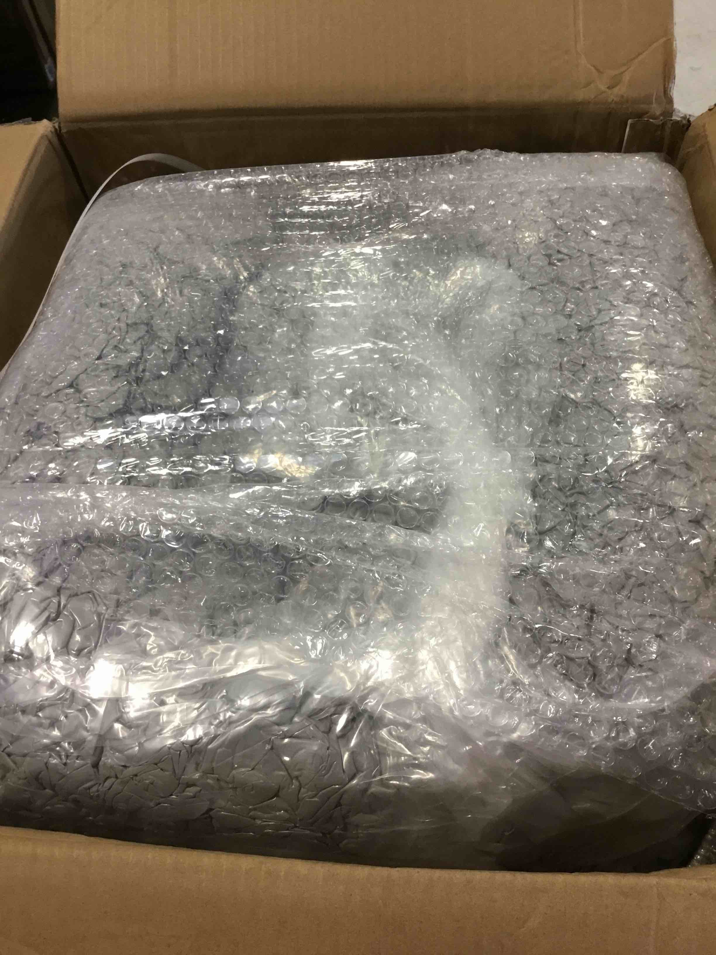 https://s3.amazonaws.com/lotting-images-prod/bidfta/BLU5148985_1700496693209.jpeg