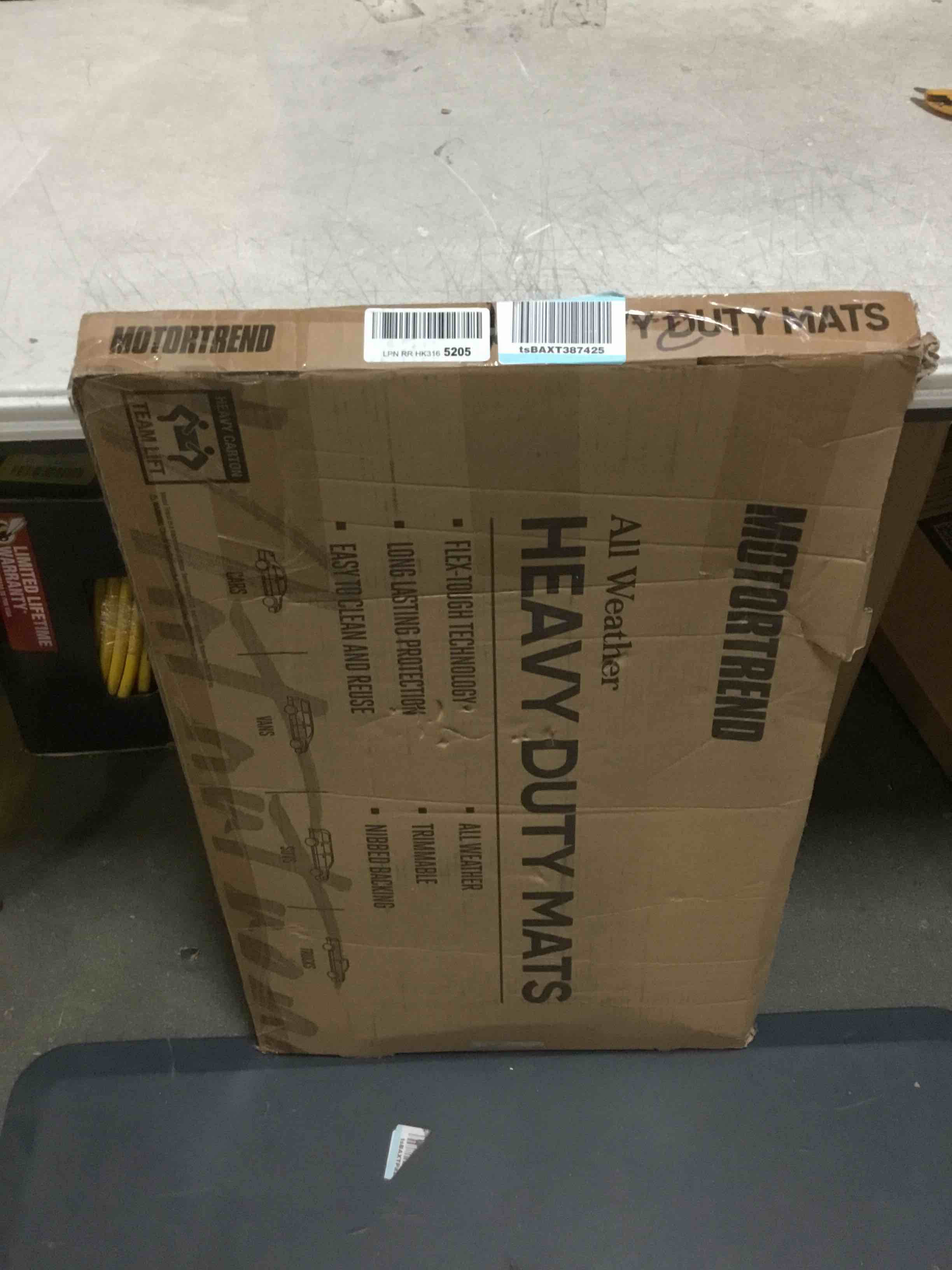 https://s3.amazonaws.com/lotting-images-prod/bidfta/BLU5150244_1700146508174.jpeg