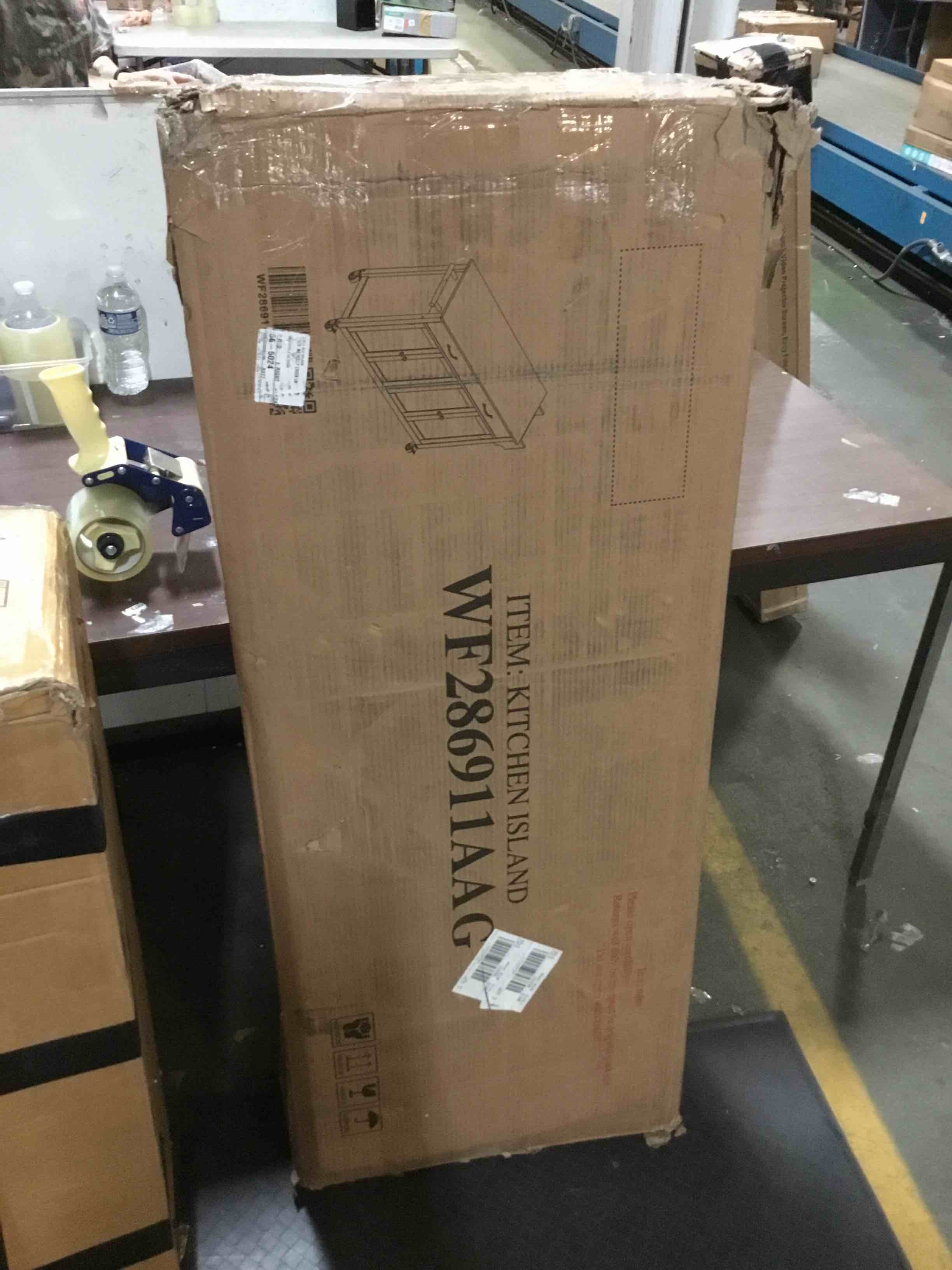 https://s3.amazonaws.com/lotting-images-prod/bidfta/BLU5150396_1700230250093.jpeg