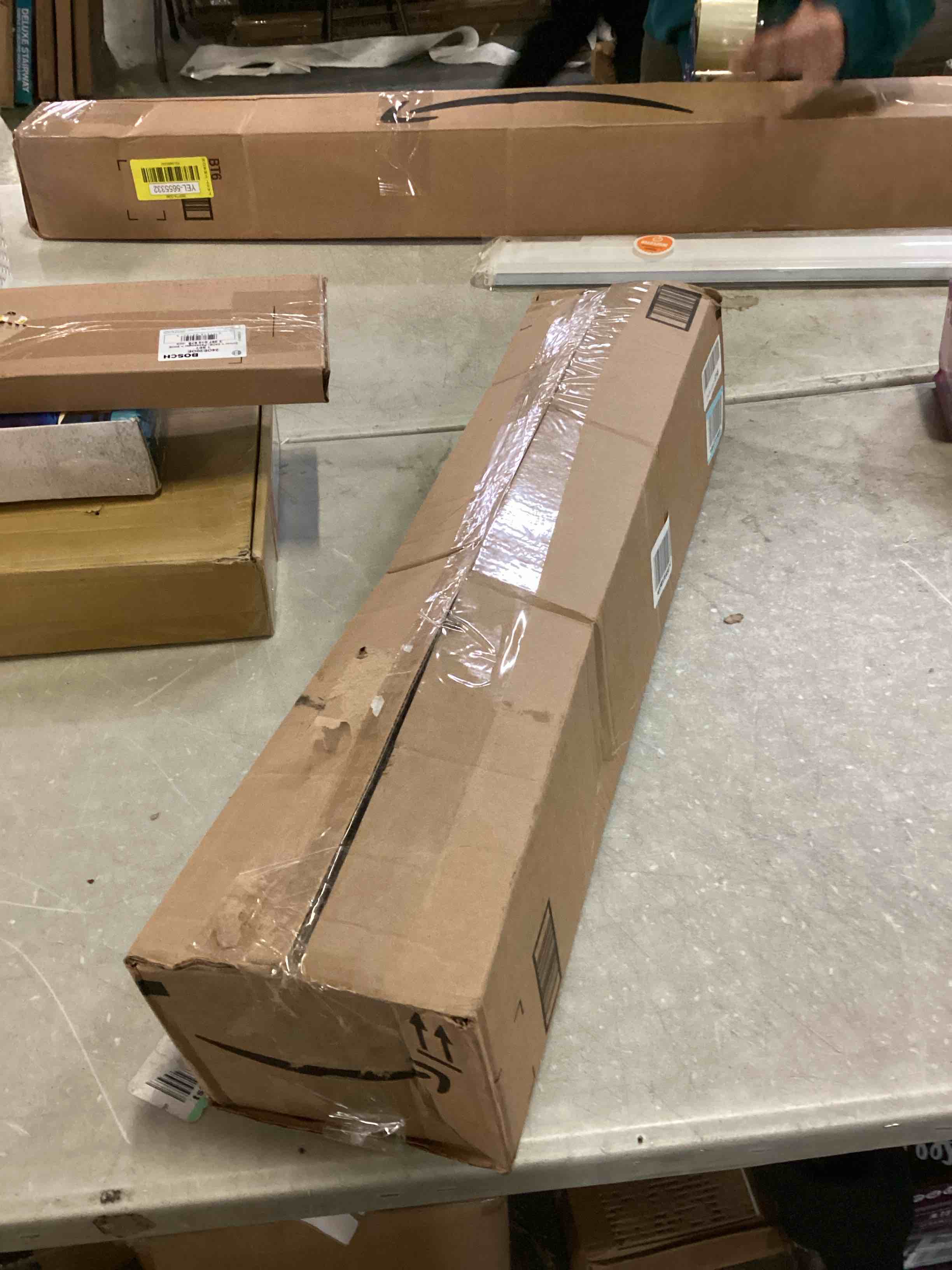https://s3.amazonaws.com/lotting-images-prod/bidfta/BLU5151286_1701101539826.jpeg