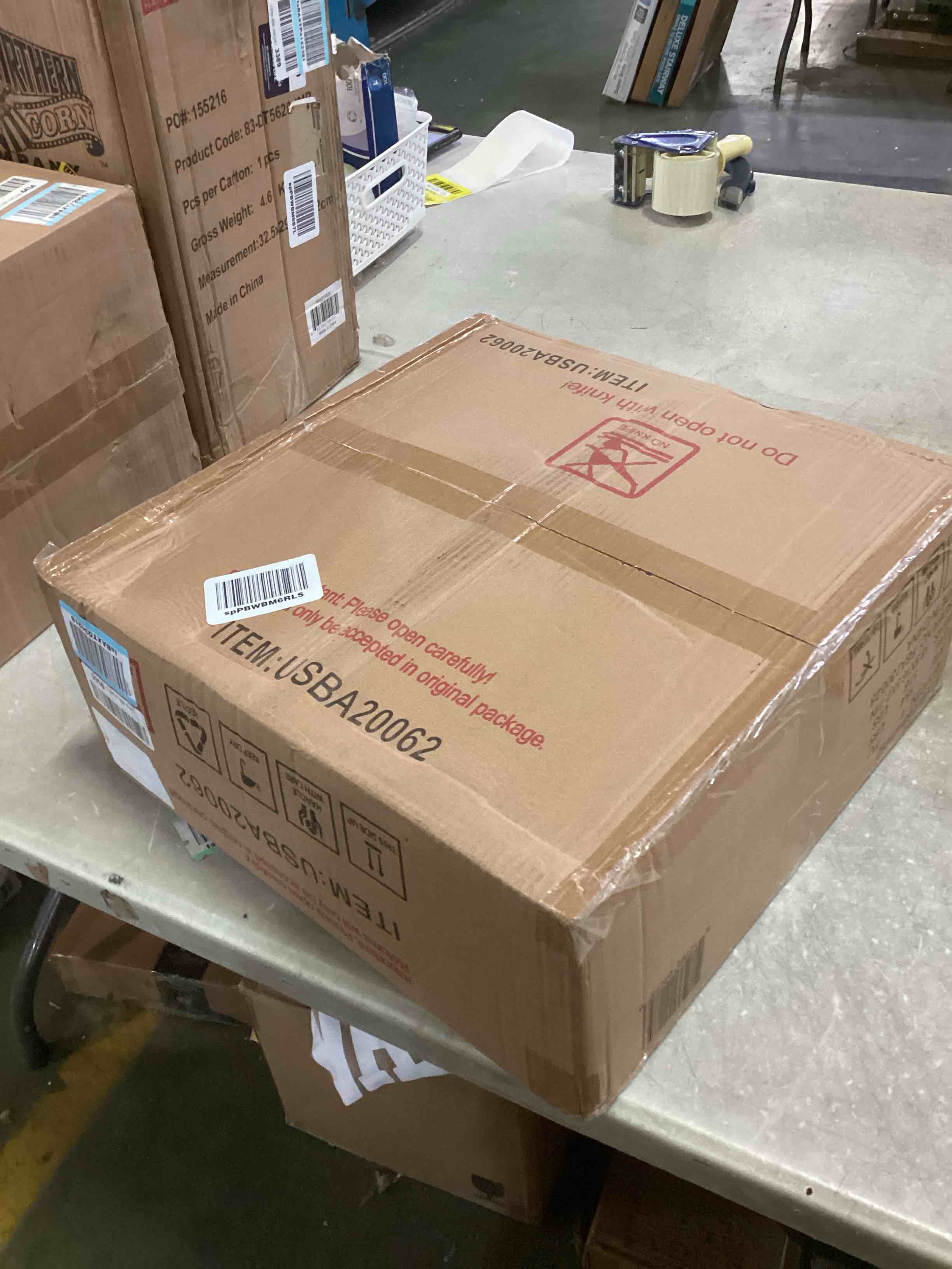 https://s3.amazonaws.com/lotting-images-prod/bidfta/BLU5151365_1701112946769.jpeg