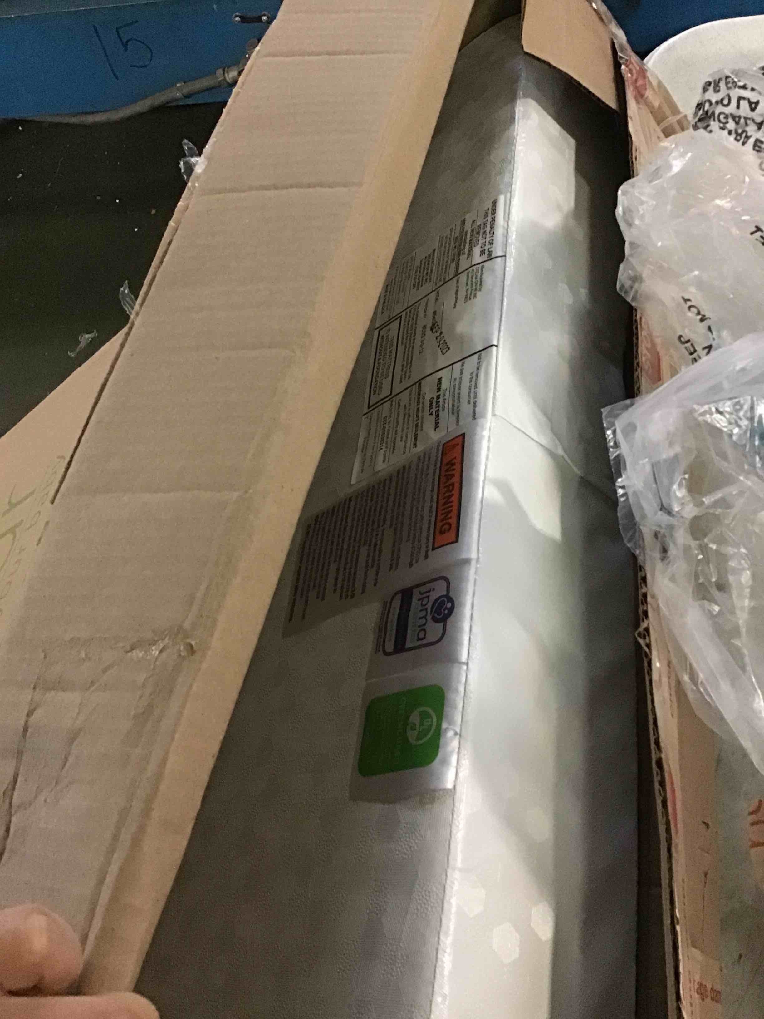 https://s3.amazonaws.com/lotting-images-prod/bidfta/BLU5151908_1700254354625.jpeg
