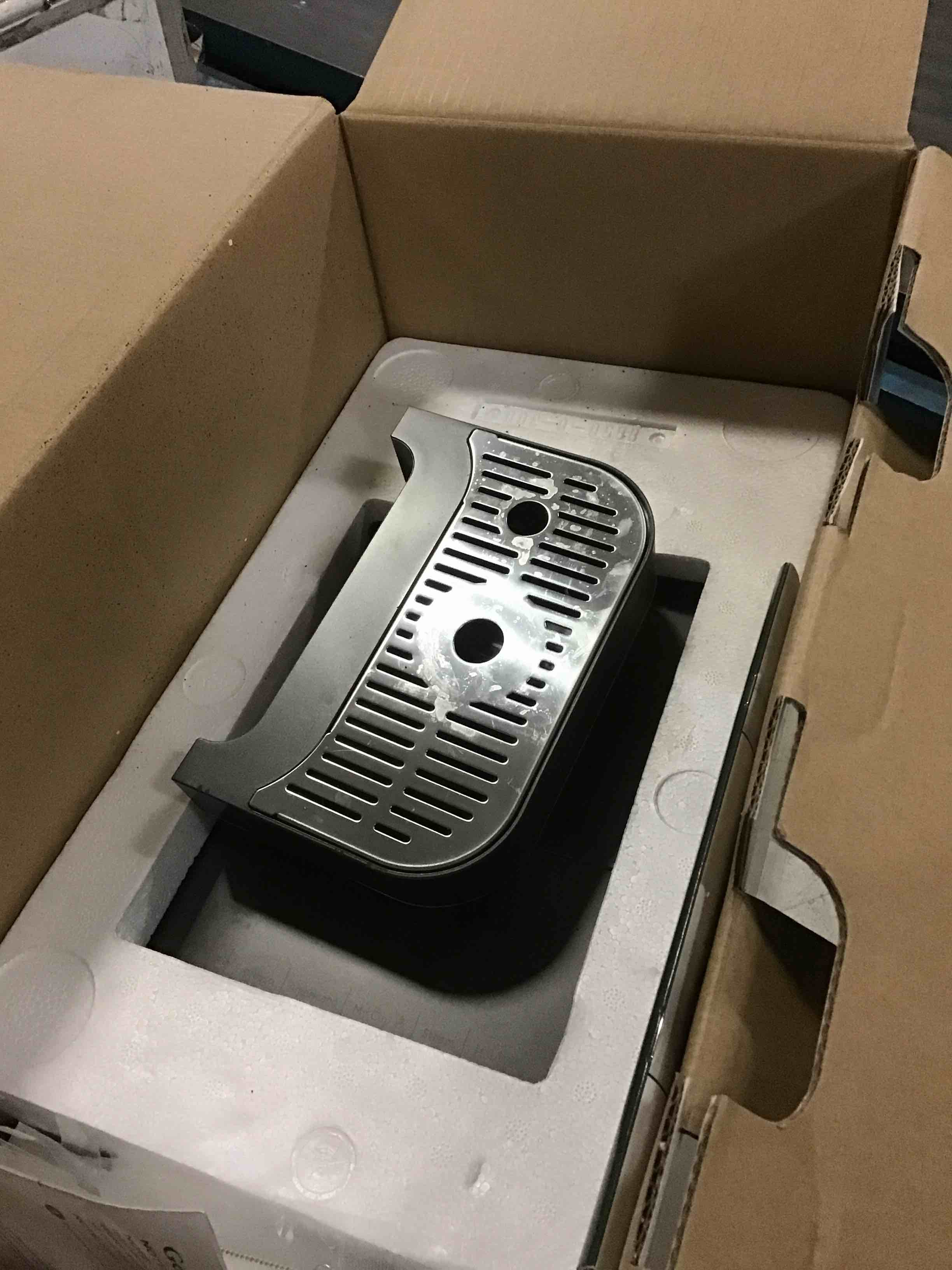 https://s3.amazonaws.com/lotting-images-prod/bidfta/BLU5152318_1700581476955.jpeg