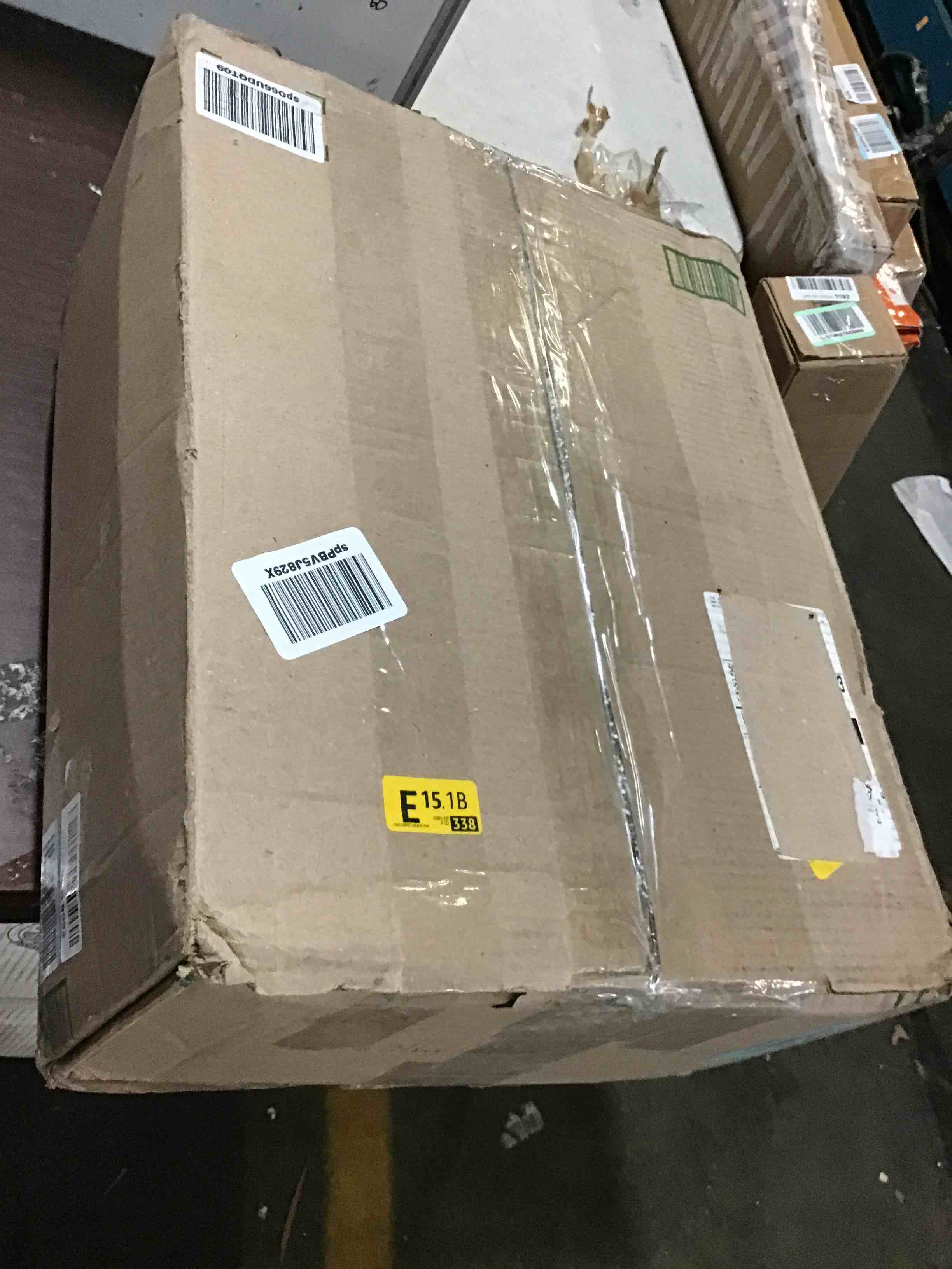 https://s3.amazonaws.com/lotting-images-prod/bidfta/BLU5153014_1699632140017.jpeg