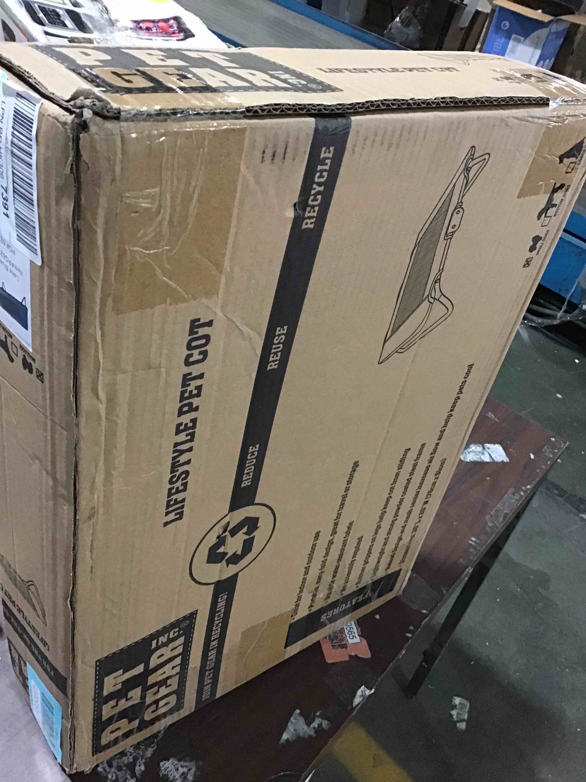 https://s3.amazonaws.com/lotting-images-prod/bidfta/BLU5153071_1699637751829.jpeg