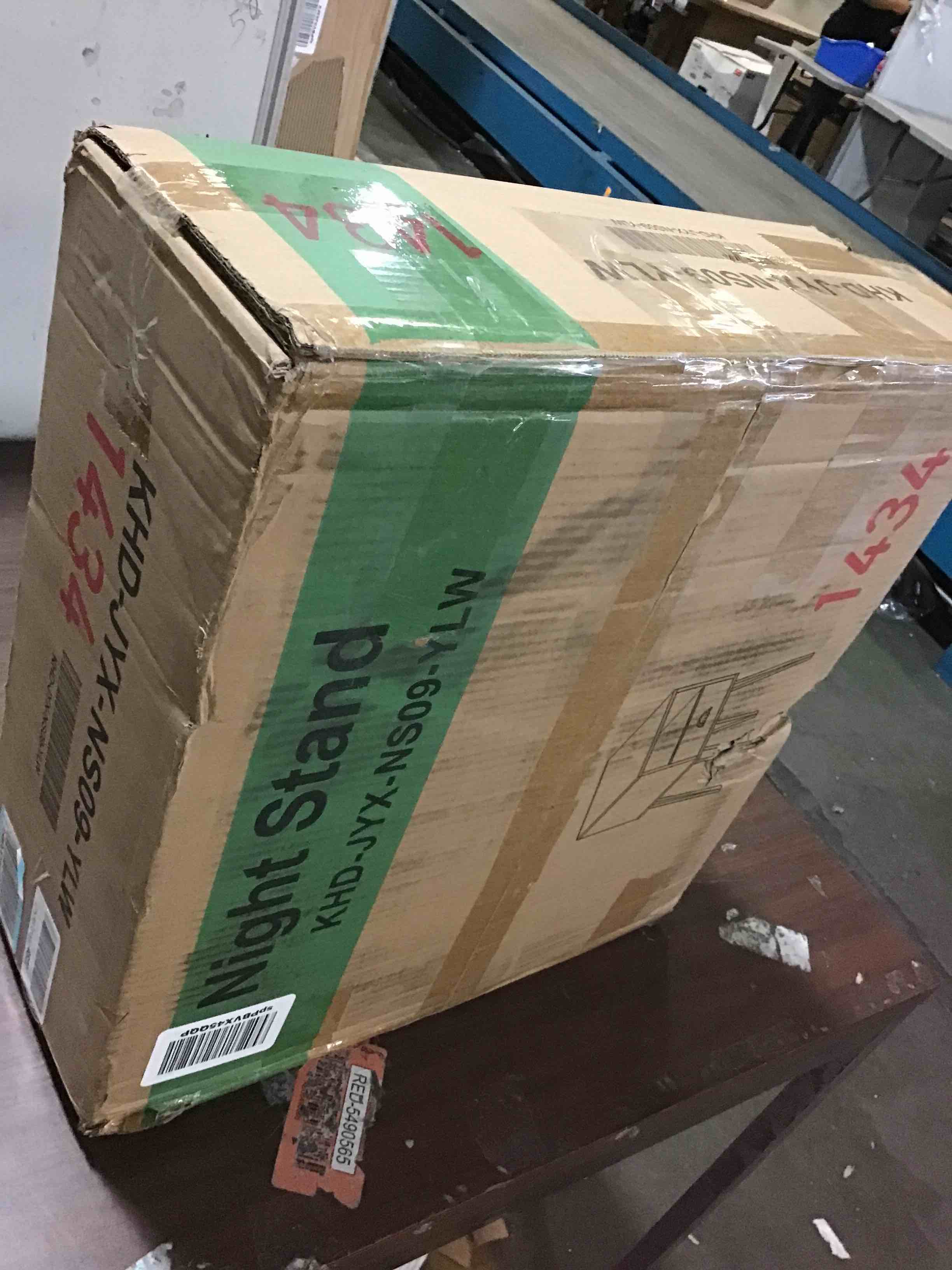 https://s3.amazonaws.com/lotting-images-prod/bidfta/BLU5153135_1699648042877.jpeg