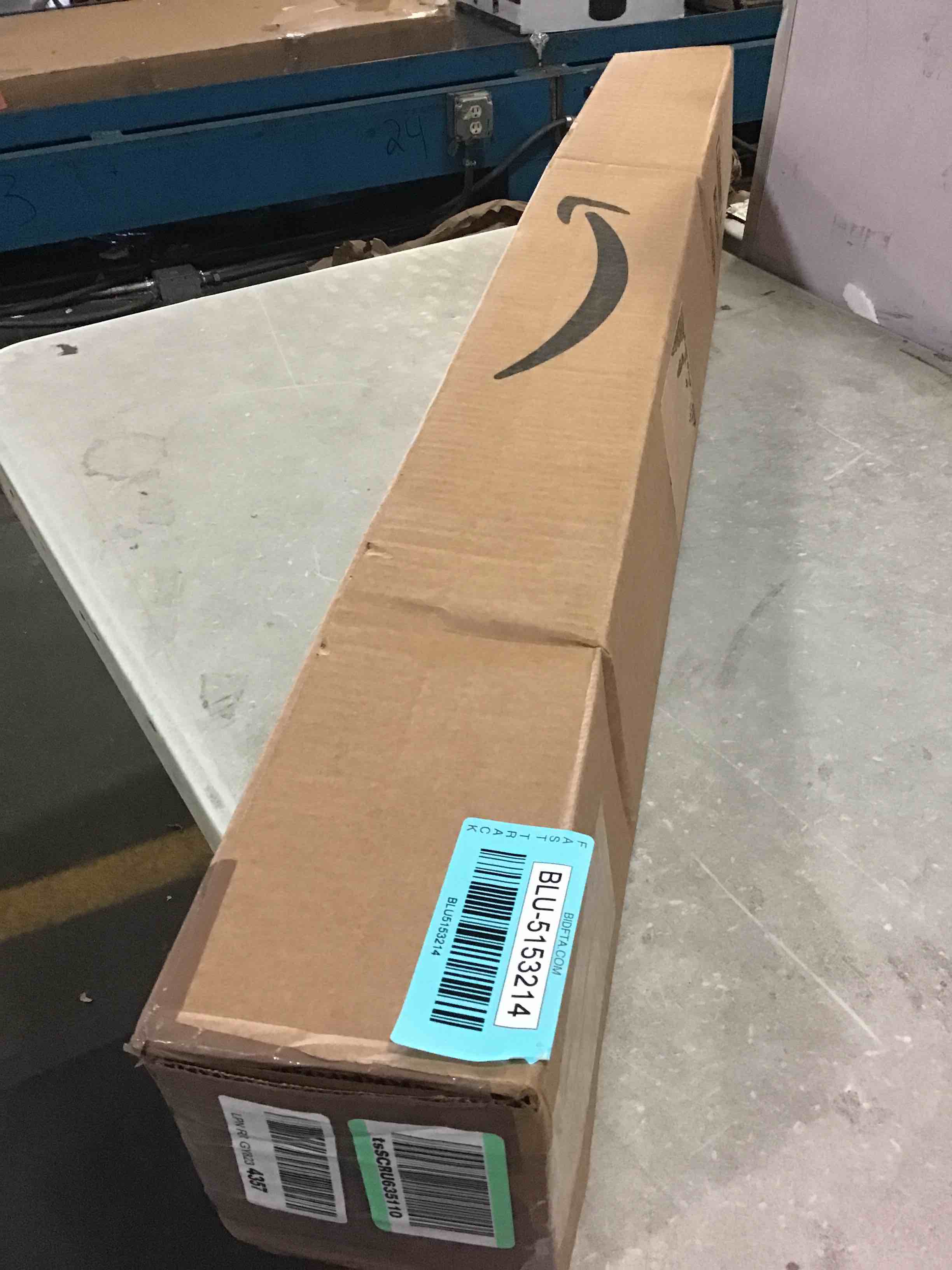 https://s3.amazonaws.com/lotting-images-prod/bidfta/BLU5153214_1699886023700.jpeg