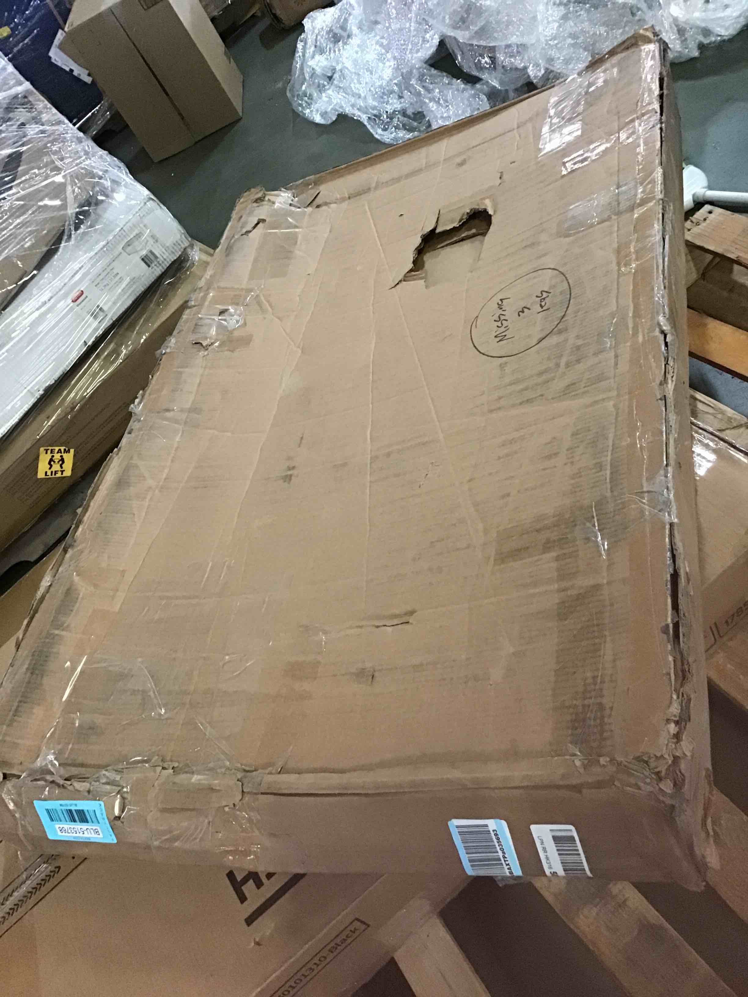 https://s3.amazonaws.com/lotting-images-prod/bidfta/BLU5153768_1700152557746.jpeg