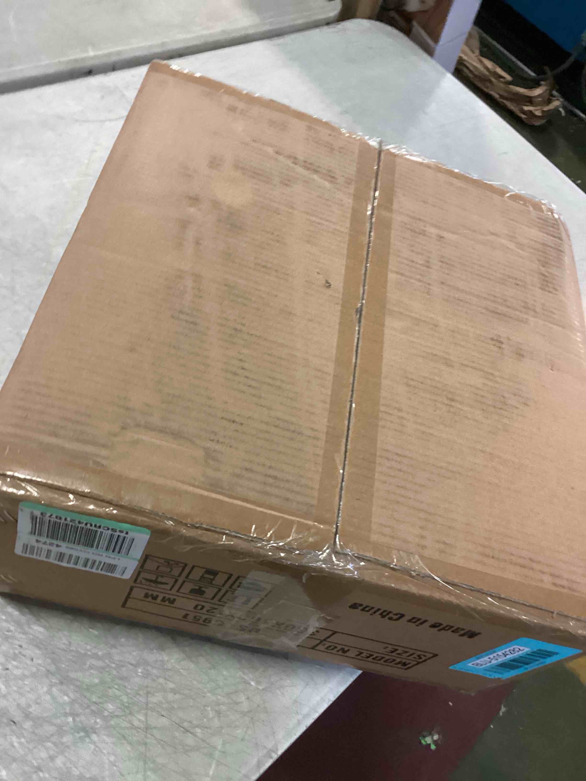https://s3.amazonaws.com/lotting-images-prod/bidfta/BLU5154282_1700514528507.jpeg