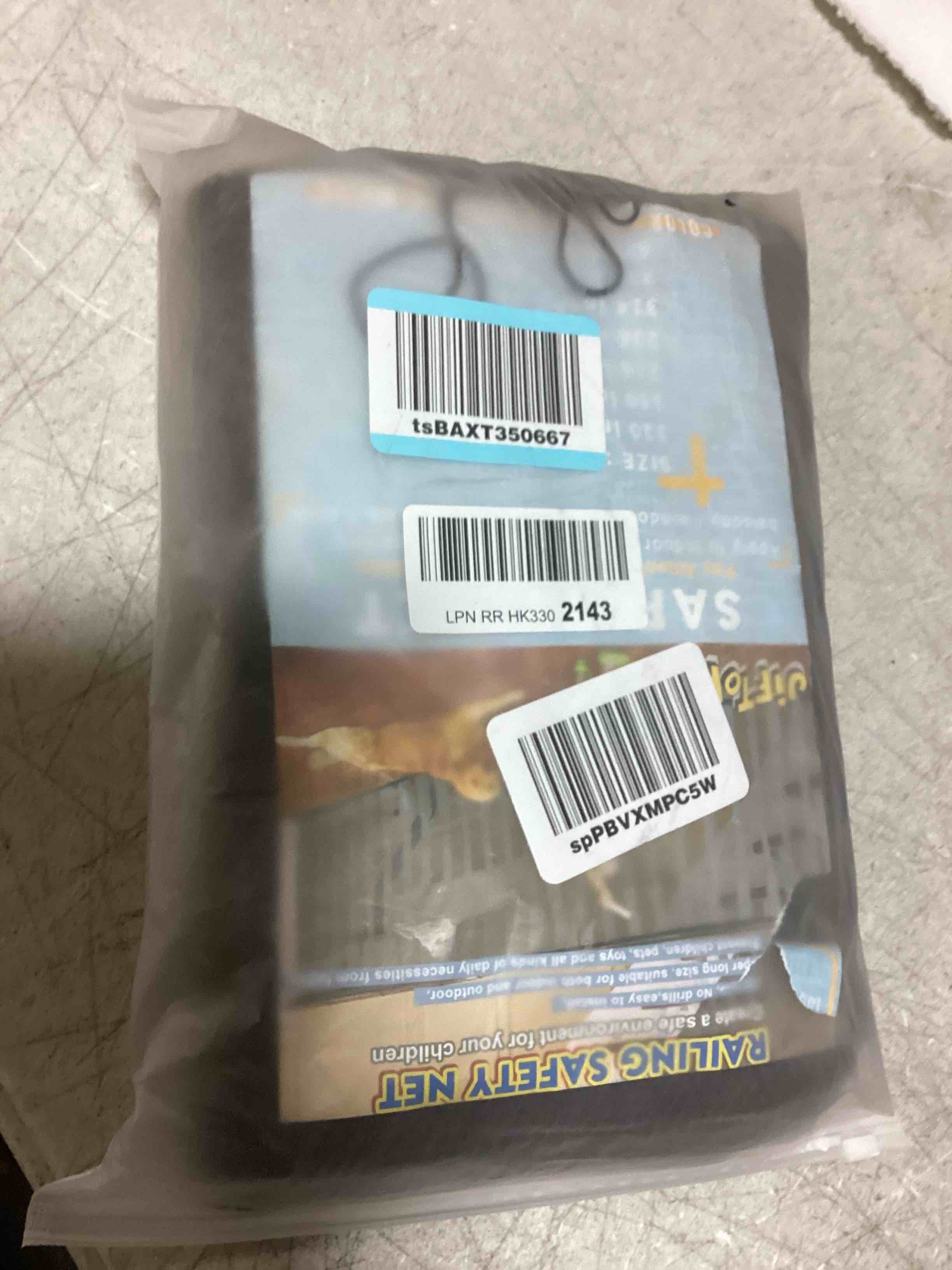https://s3.amazonaws.com/lotting-images-prod/bidfta/BLU5154883_1700498336955.jpeg