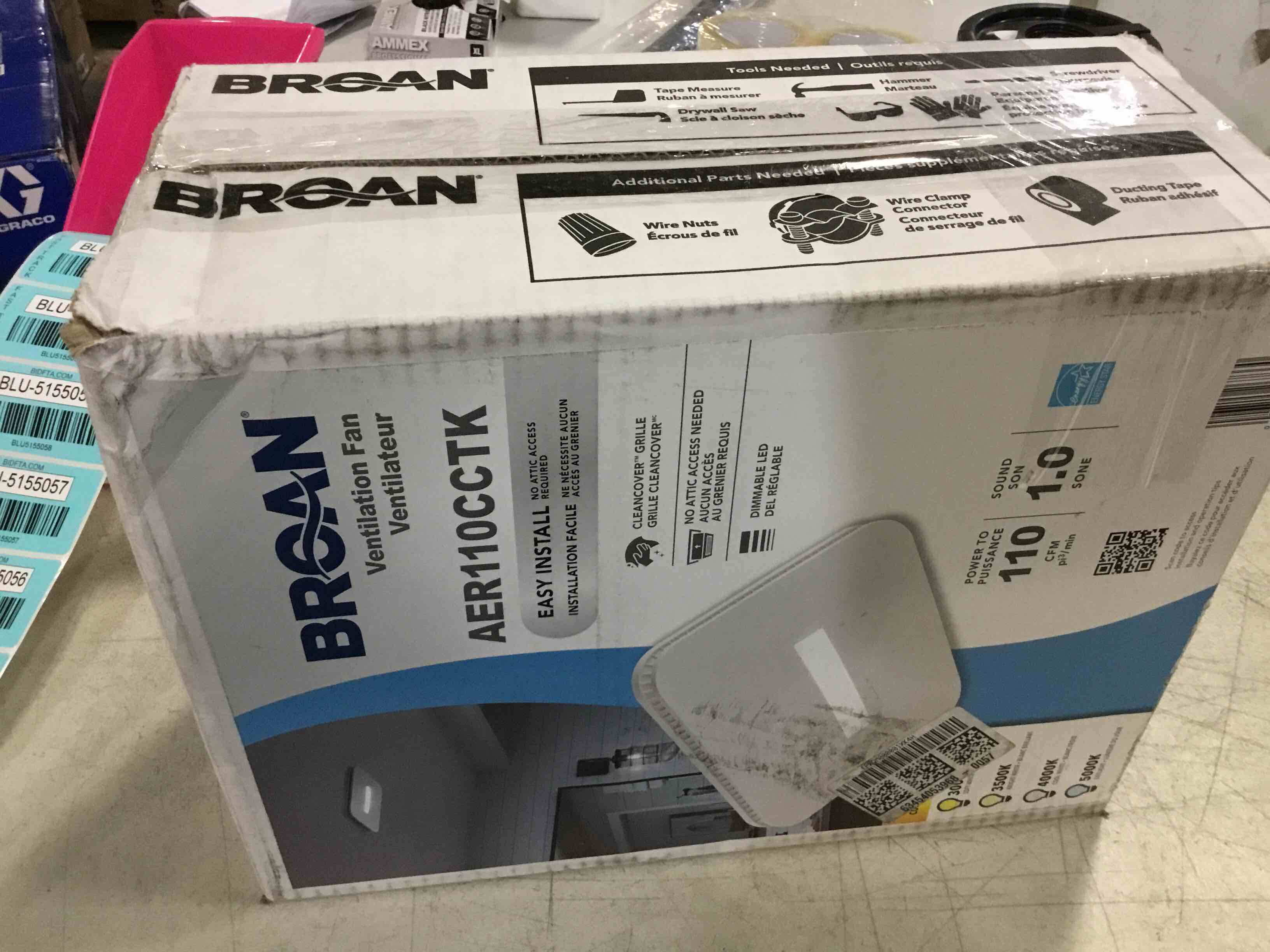 https://s3.amazonaws.com/lotting-images-prod/bidfta/BLU5155055_1700587729883.jpeg