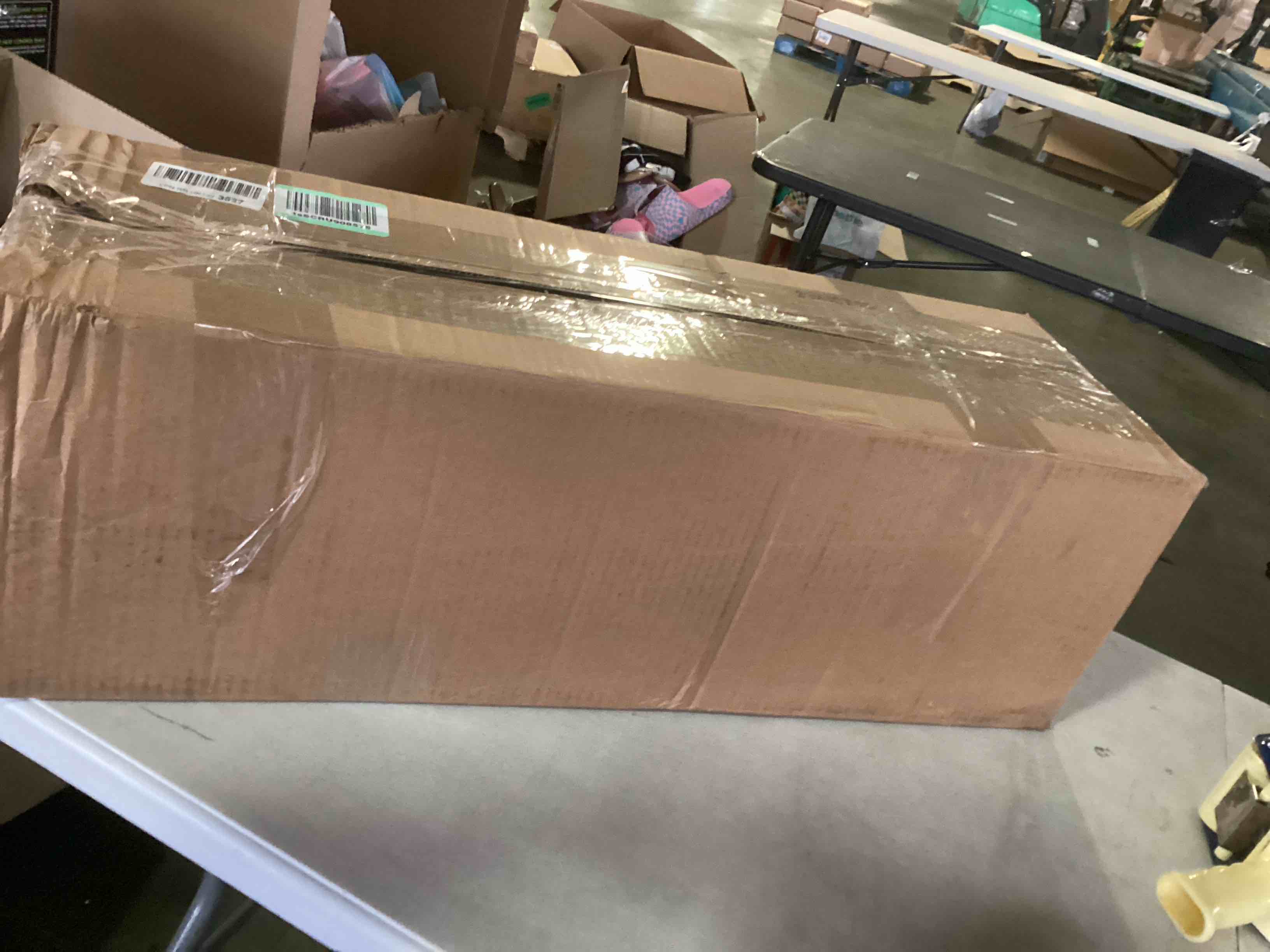 https://s3.amazonaws.com/lotting-images-prod/bidfta/BLU5155935_1701808669576.jpeg