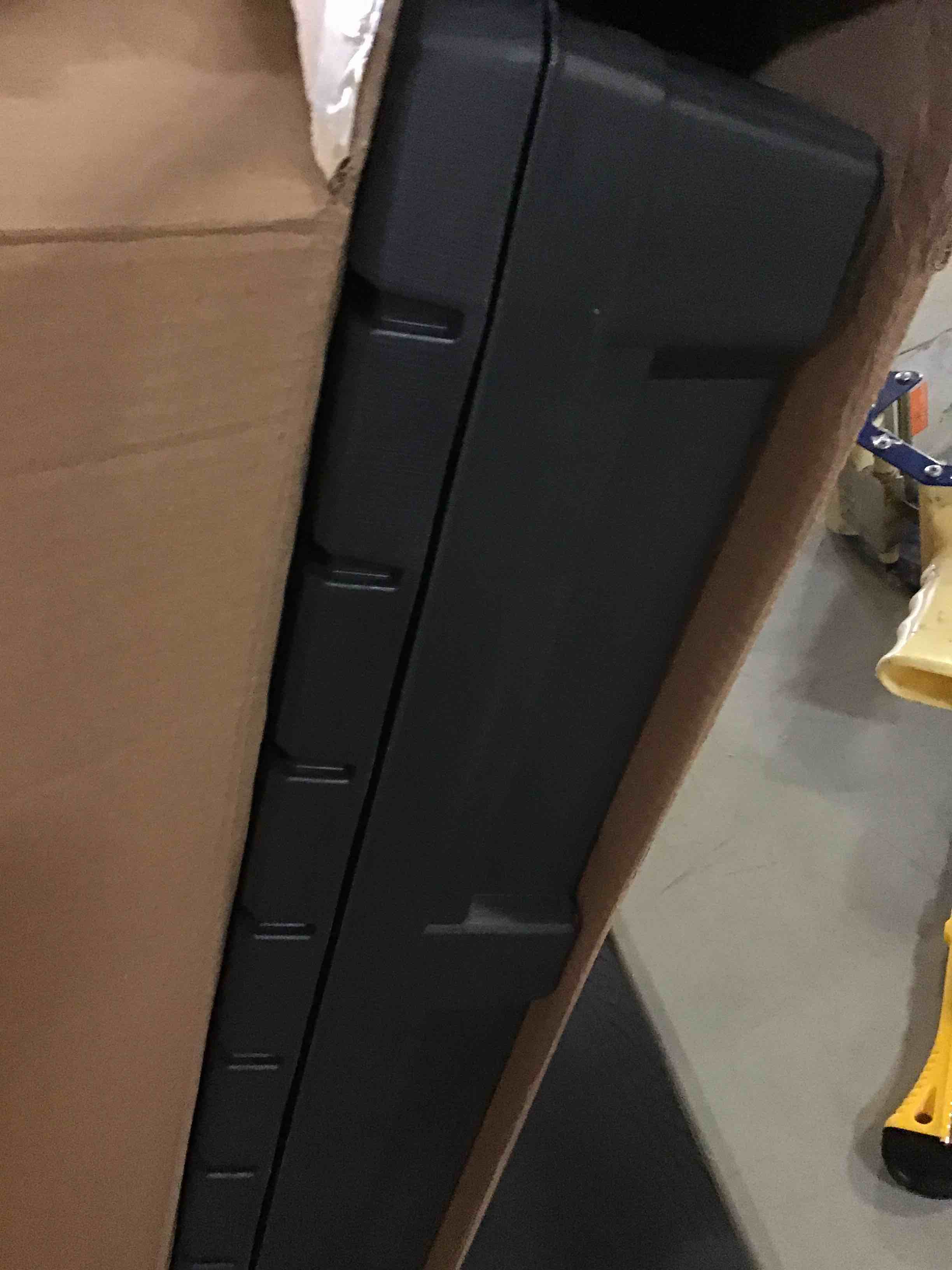 https://s3.amazonaws.com/lotting-images-prod/bidfta/BLU5167950_1690803792489.jpeg