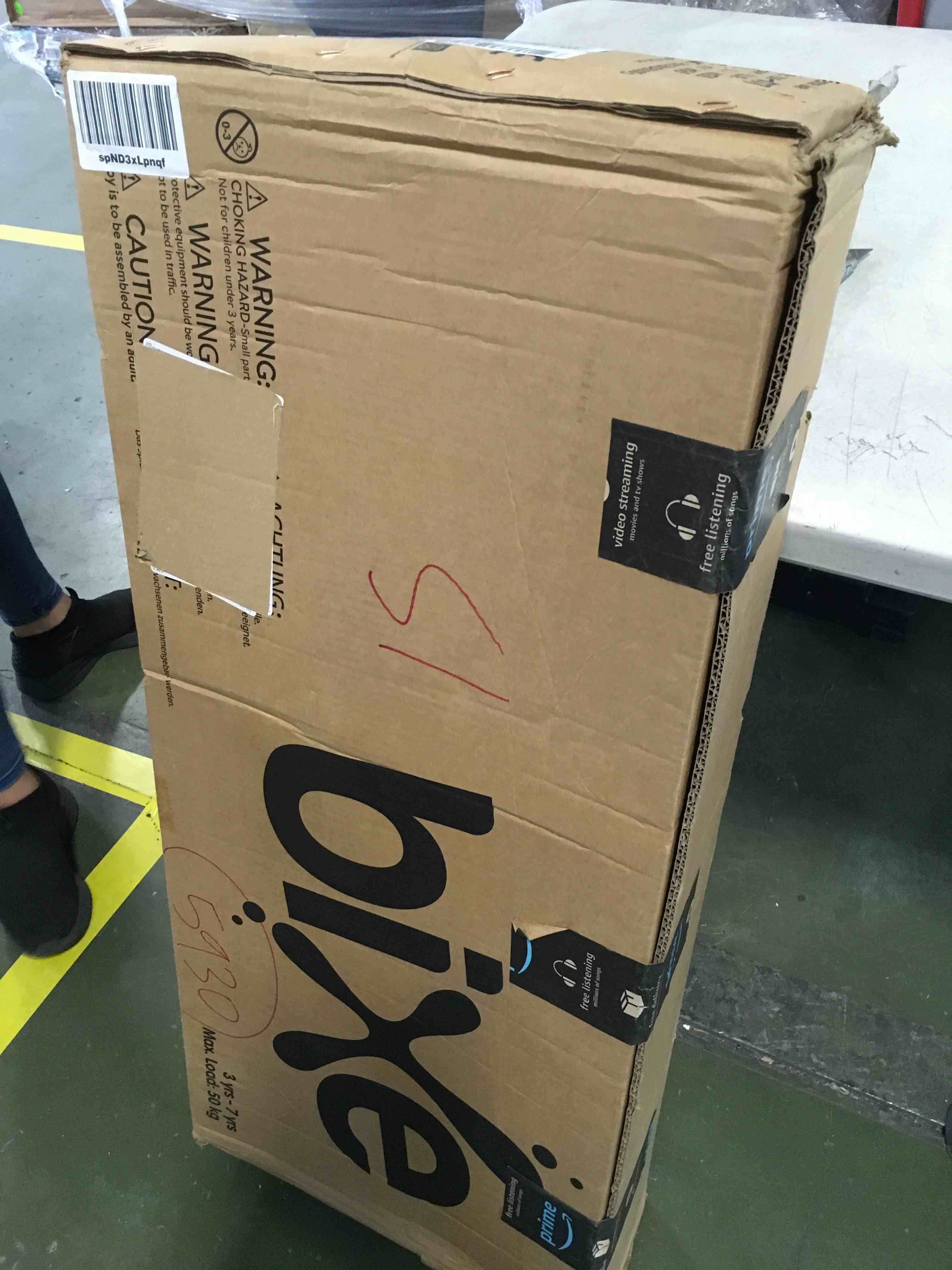https://s3.amazonaws.com/lotting-images-prod/bidfta/BLU5168694_1691582265636.jpeg
