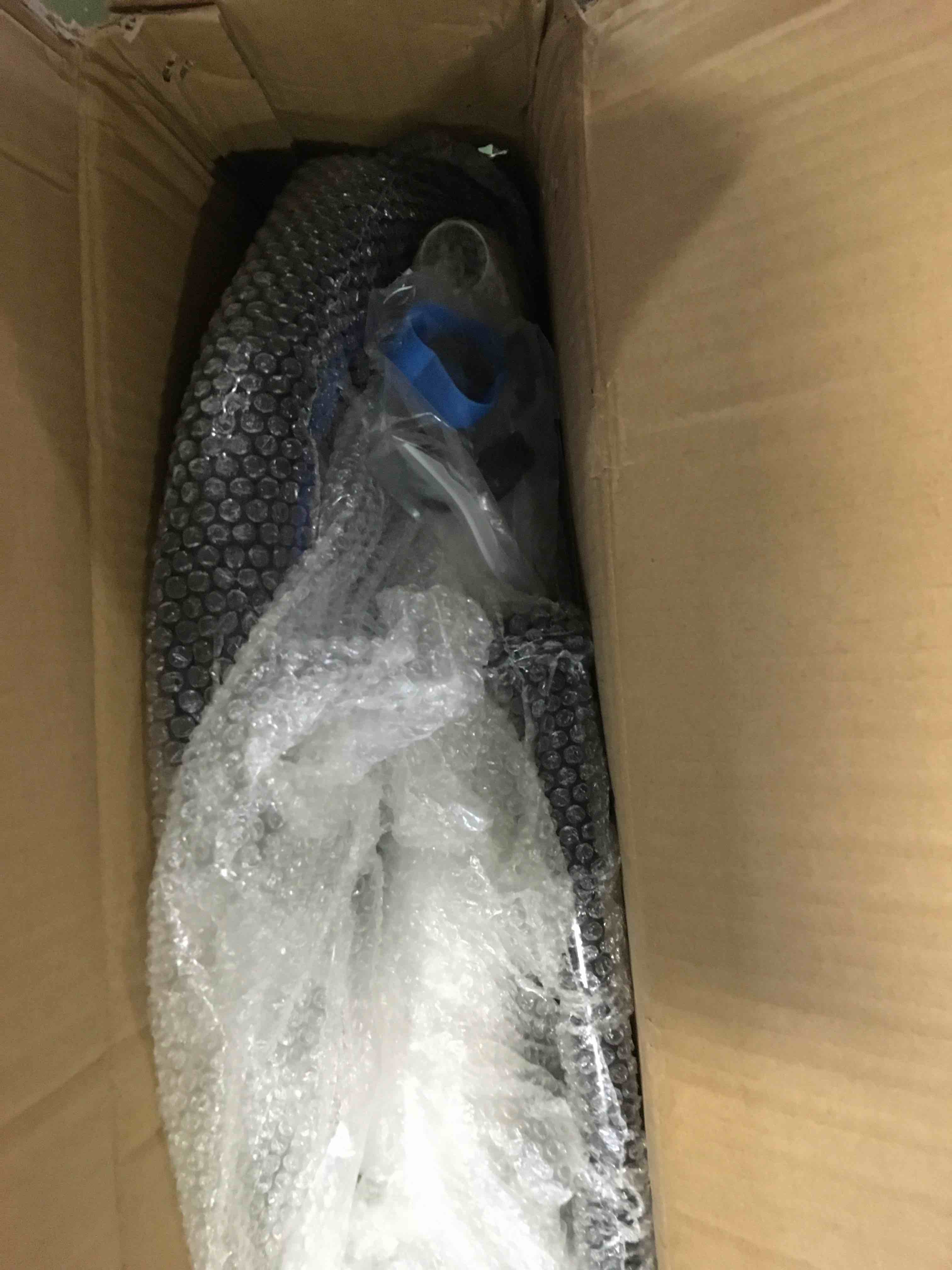 https://s3.amazonaws.com/lotting-images-prod/bidfta/BLU5168694_1691582292546.jpeg