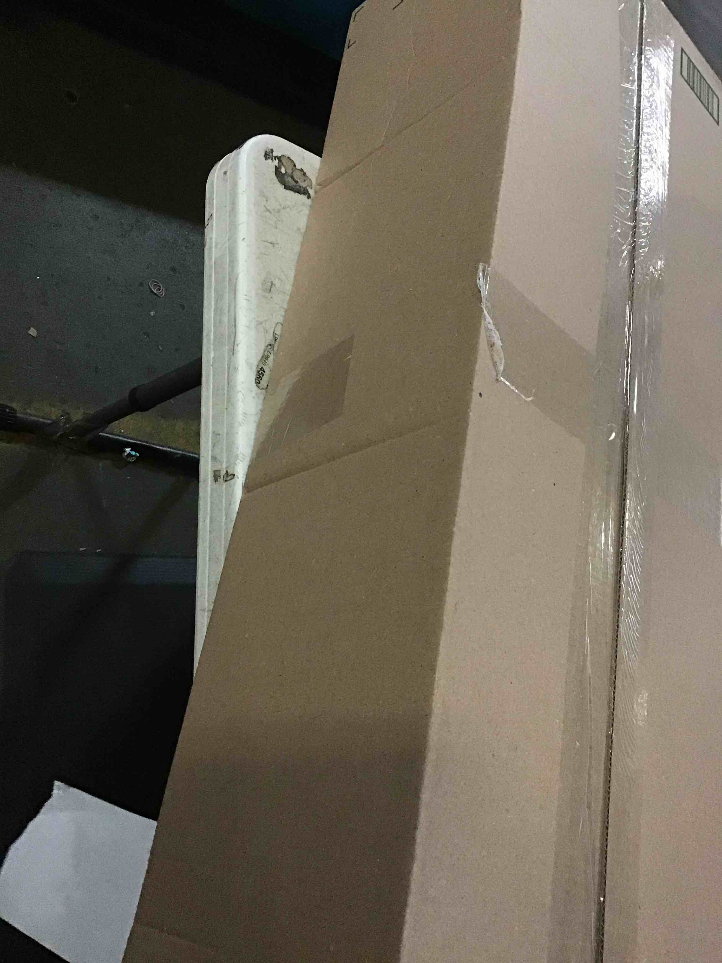 https://s3.amazonaws.com/lotting-images-prod/bidfta/BLU5169580_1690918550127.jpeg