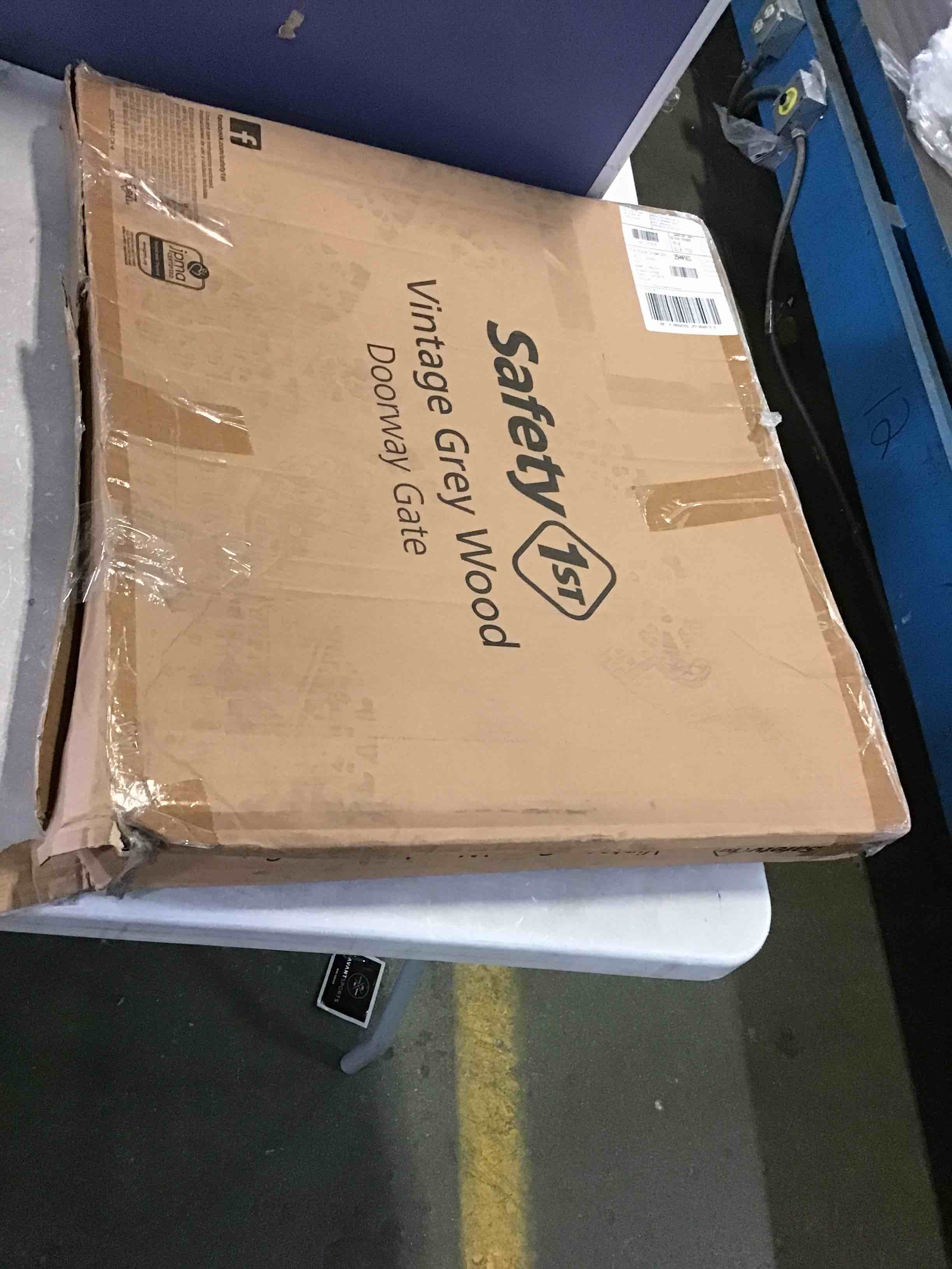 https://s3.amazonaws.com/lotting-images-prod/bidfta/BLU5169714_1691171168965.jpeg