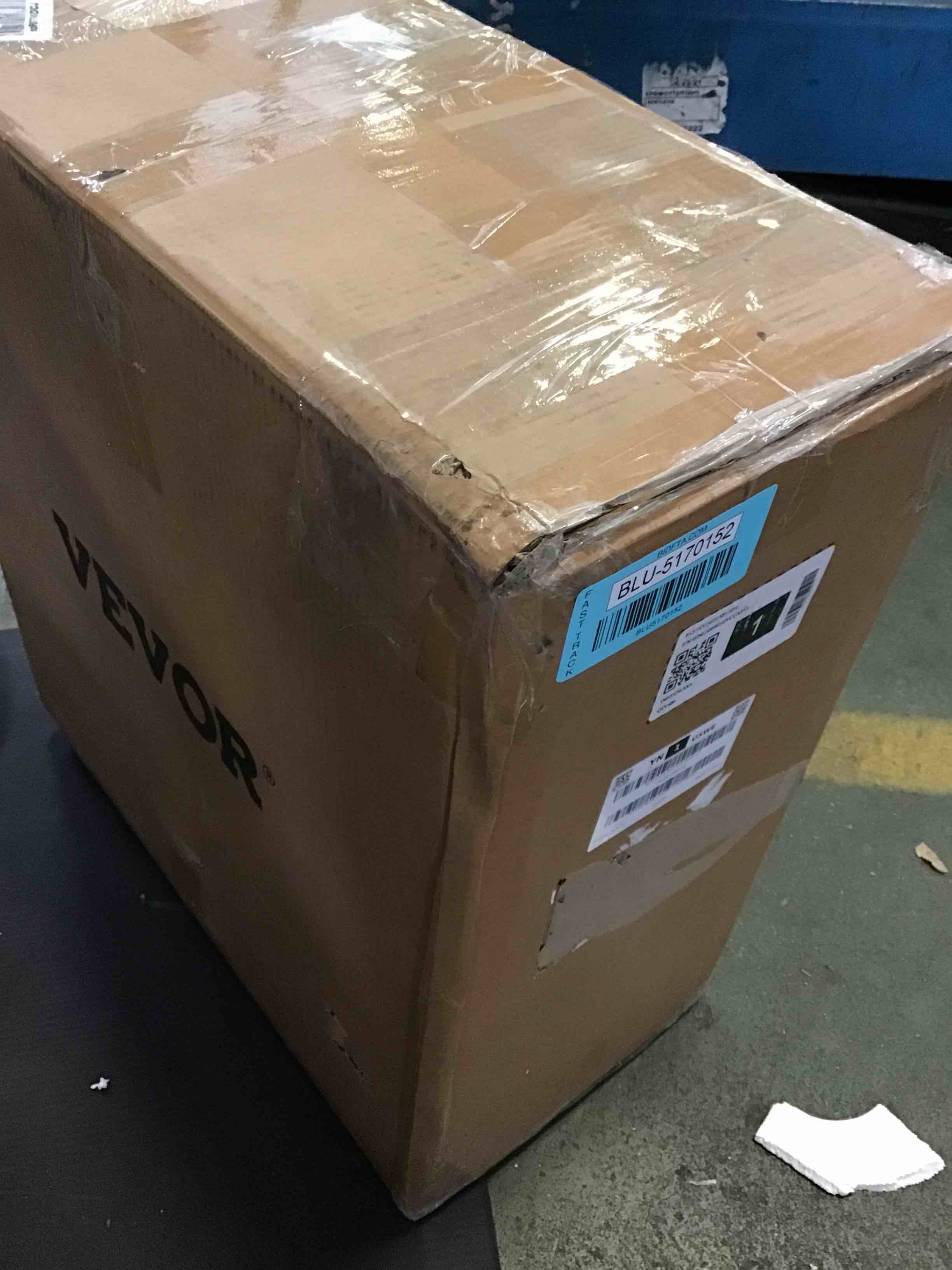 https://s3.amazonaws.com/lotting-images-prod/bidfta/BLU5170152_1691522995058.jpeg
