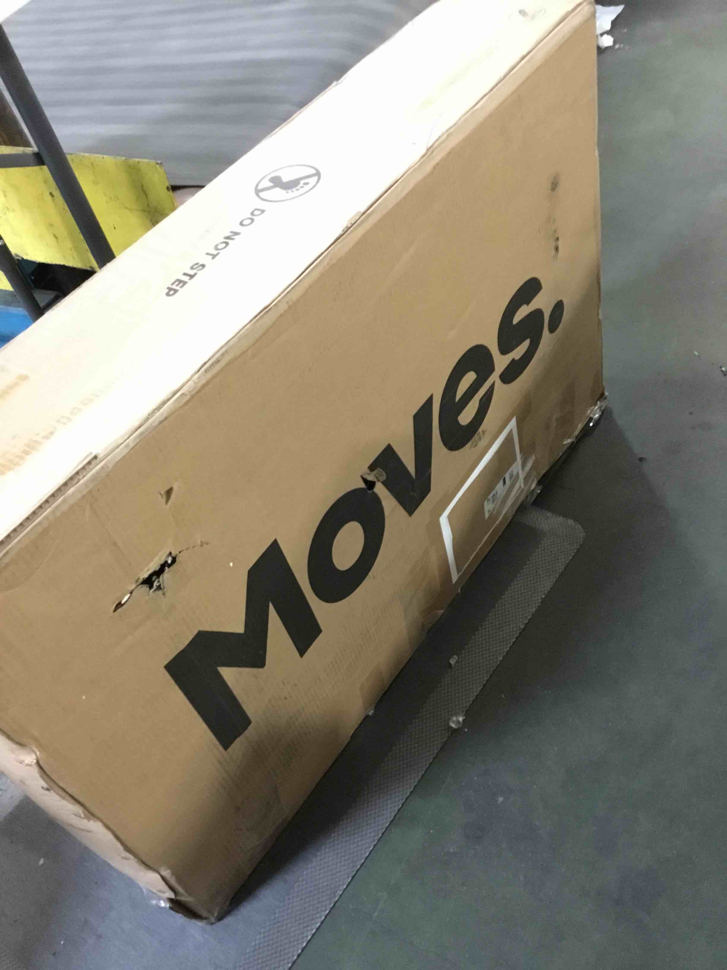 https://s3.amazonaws.com/lotting-images-prod/bidfta/BLU5170384_1691753788087.jpeg