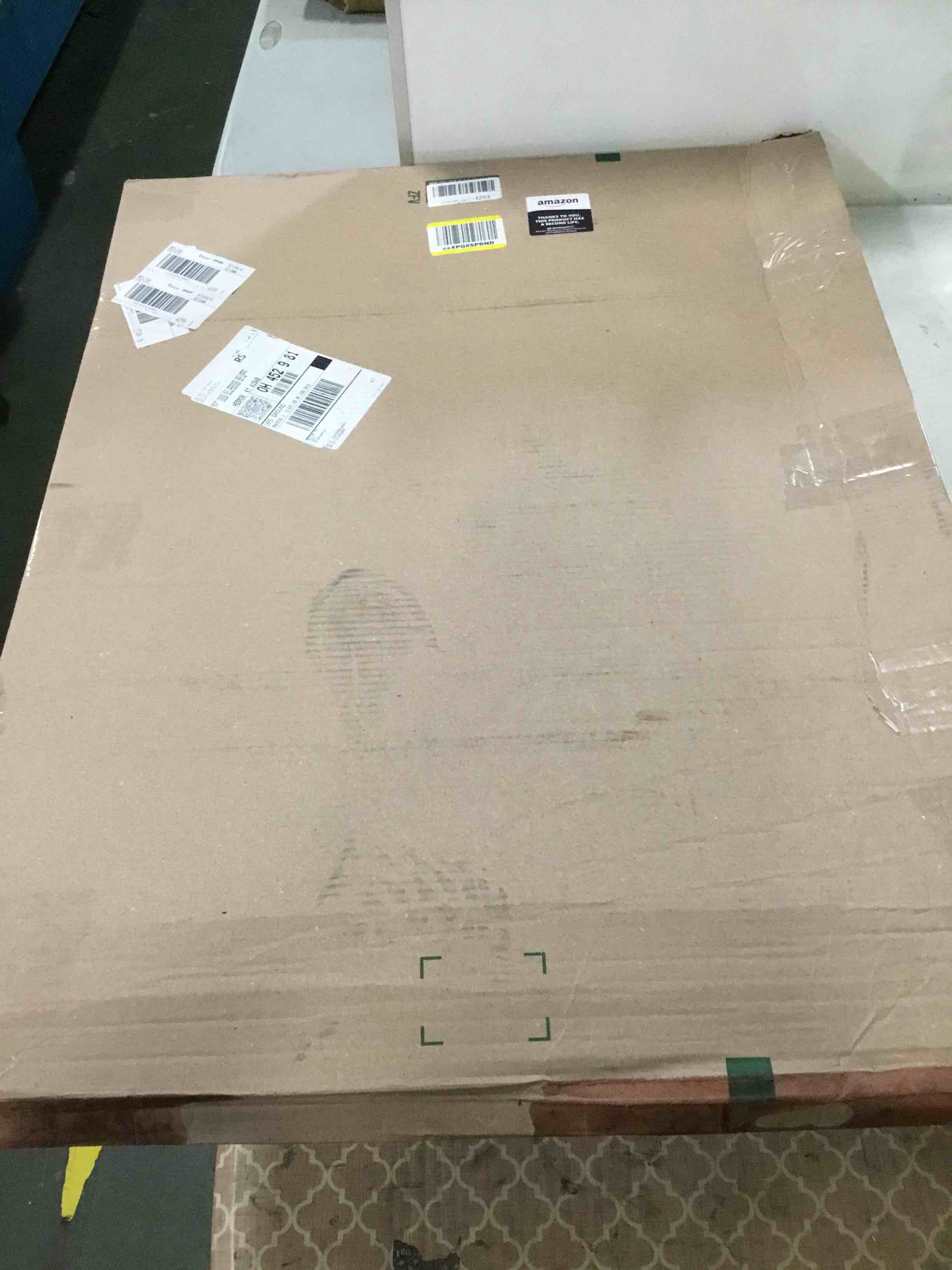 https://s3.amazonaws.com/lotting-images-prod/bidfta/BLU5170417_1691761740714.jpeg