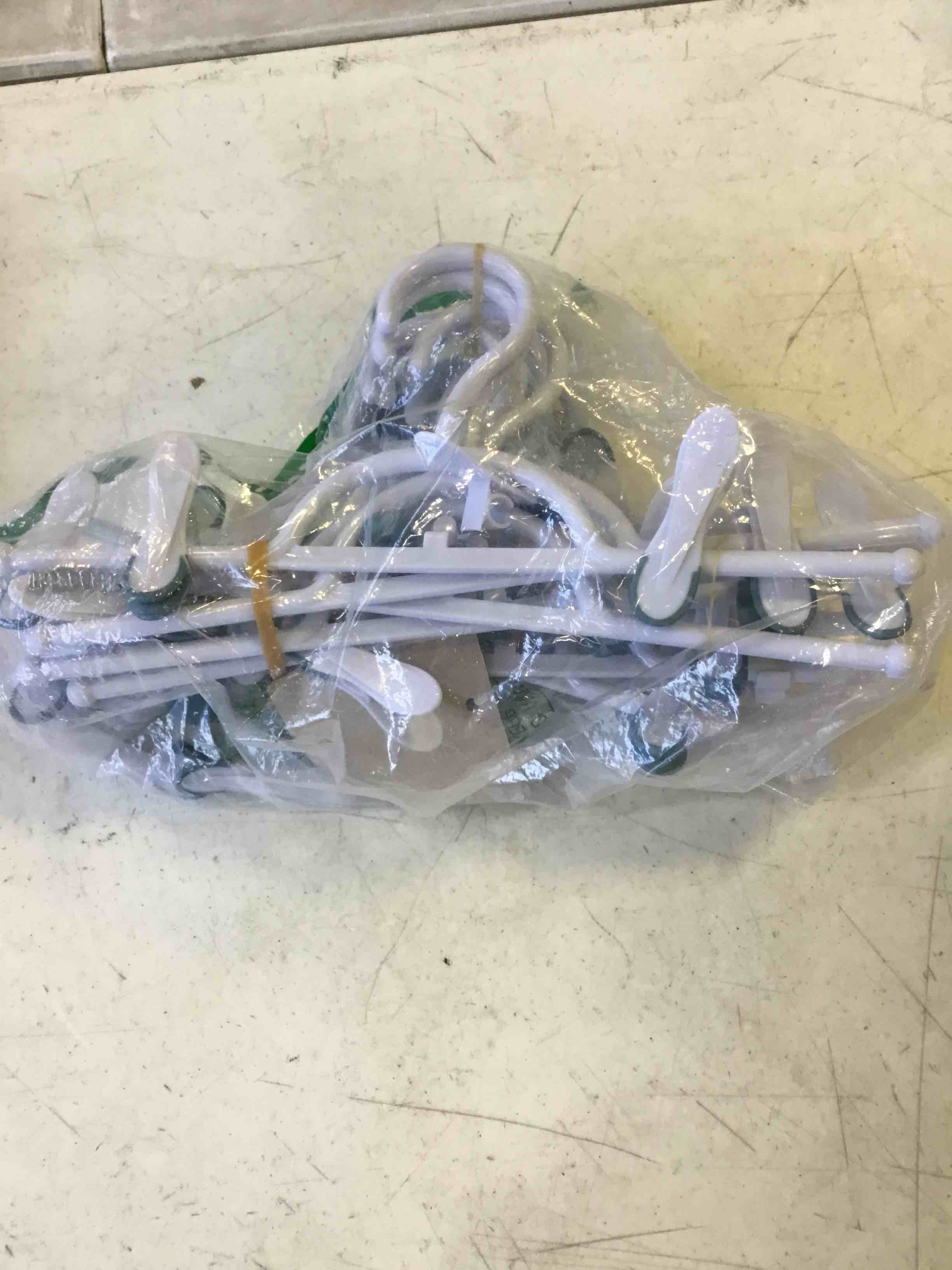 https://s3.amazonaws.com/lotting-images-prod/bidfta/BLU5170936_1692104419076.jpeg