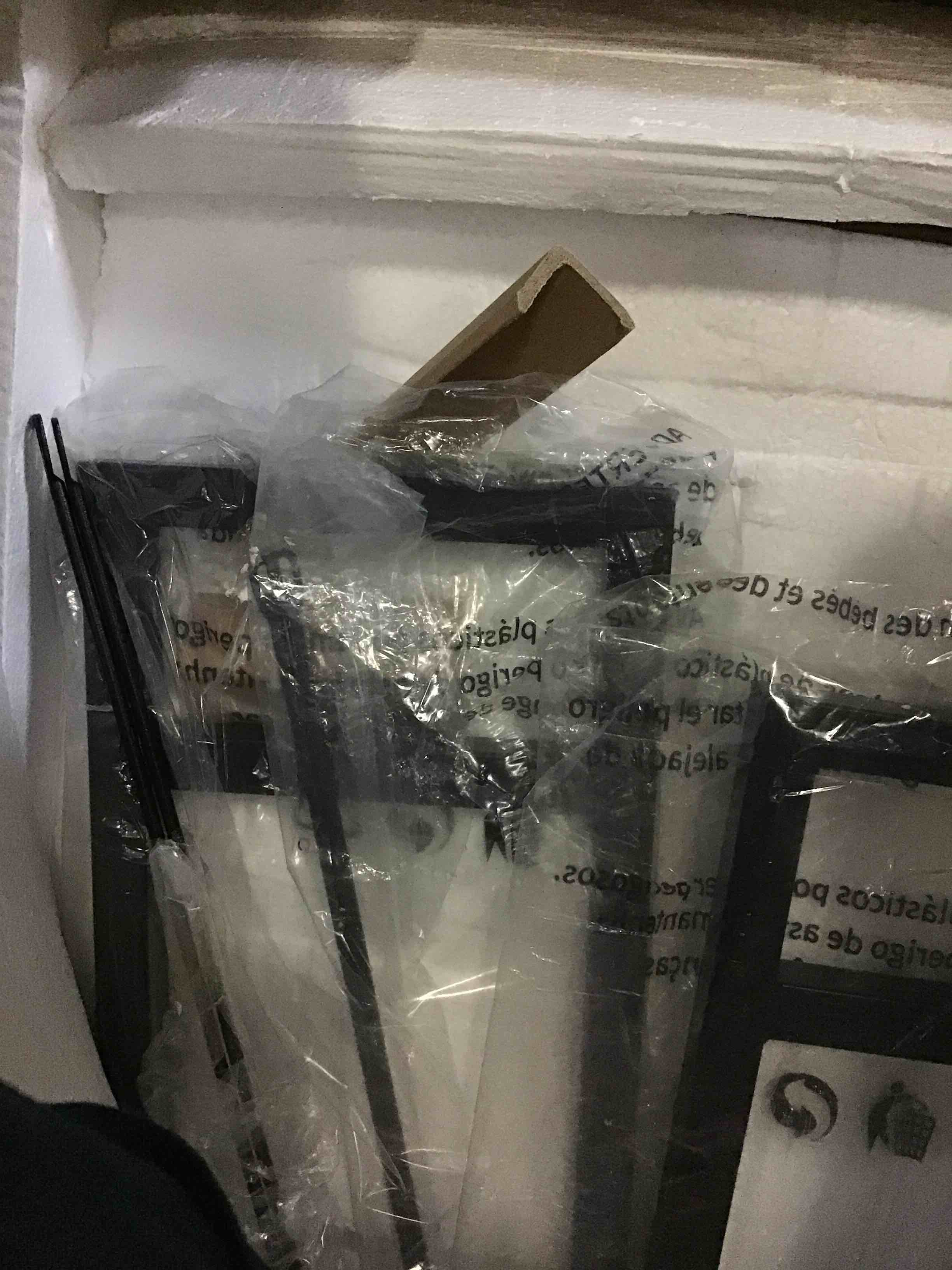 https://s3.amazonaws.com/lotting-images-prod/bidfta/BLU5172243_1692793367214.jpeg