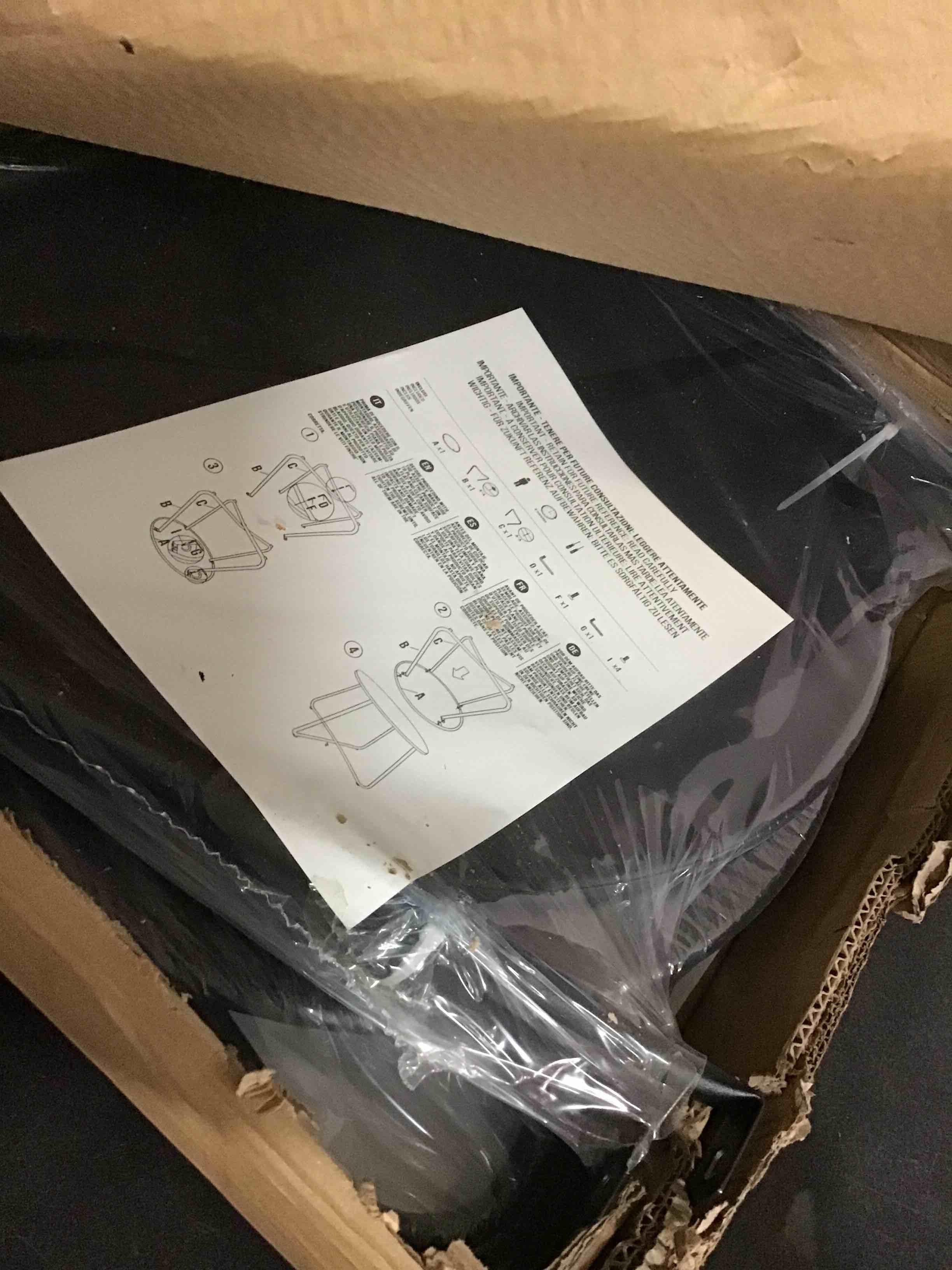https://s3.amazonaws.com/lotting-images-prod/bidfta/BLU5172297_1692801544778.jpeg
