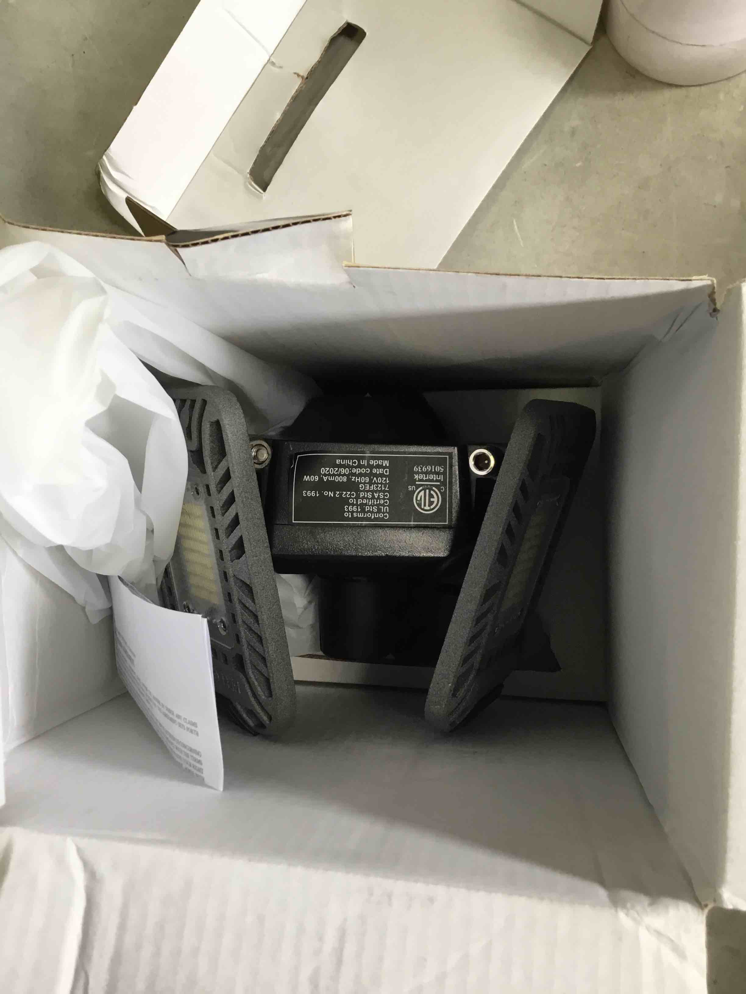 https://s3.amazonaws.com/lotting-images-prod/bidfta/BLU5173482_1691507887809.jpeg