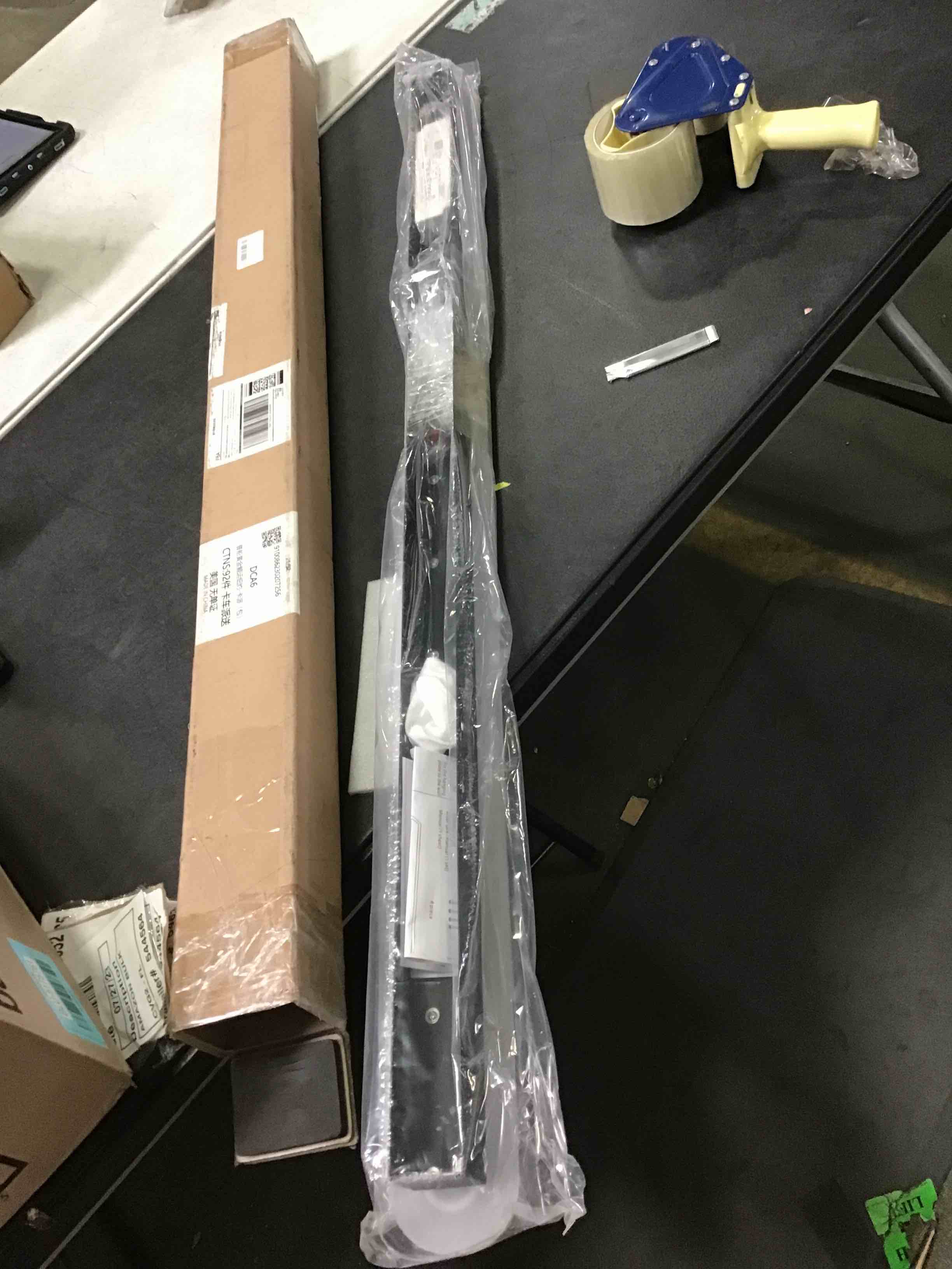 https://s3.amazonaws.com/lotting-images-prod/bidfta/BLU5175823_1690997535065.jpeg