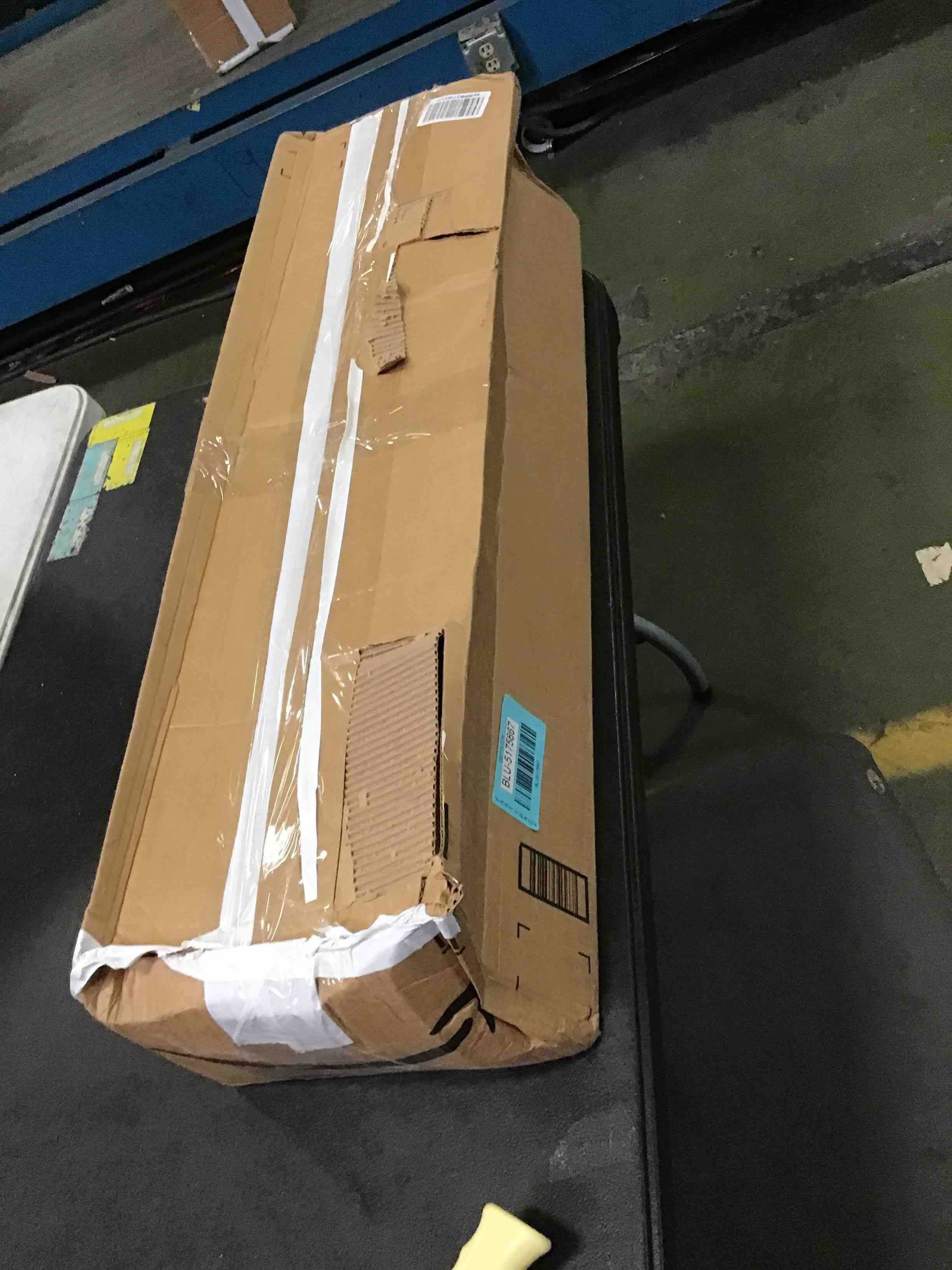 https://s3.amazonaws.com/lotting-images-prod/bidfta/BLU5175867_1691005834435.jpeg