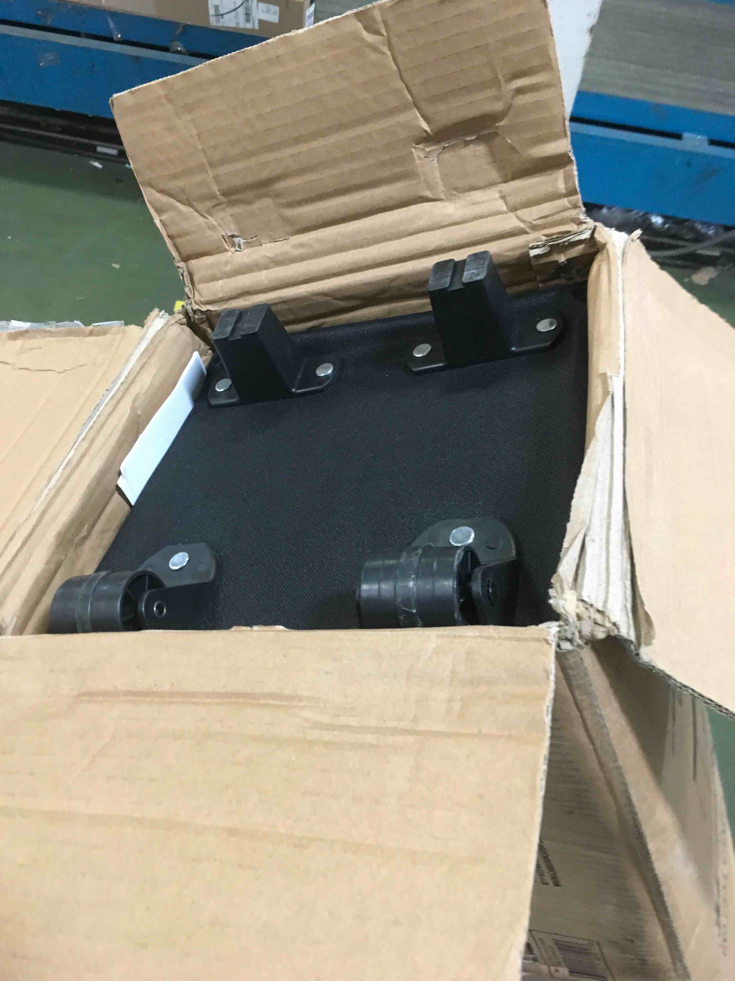 https://s3.amazonaws.com/lotting-images-prod/bidfta/BLU5176197_1691413881060.jpeg