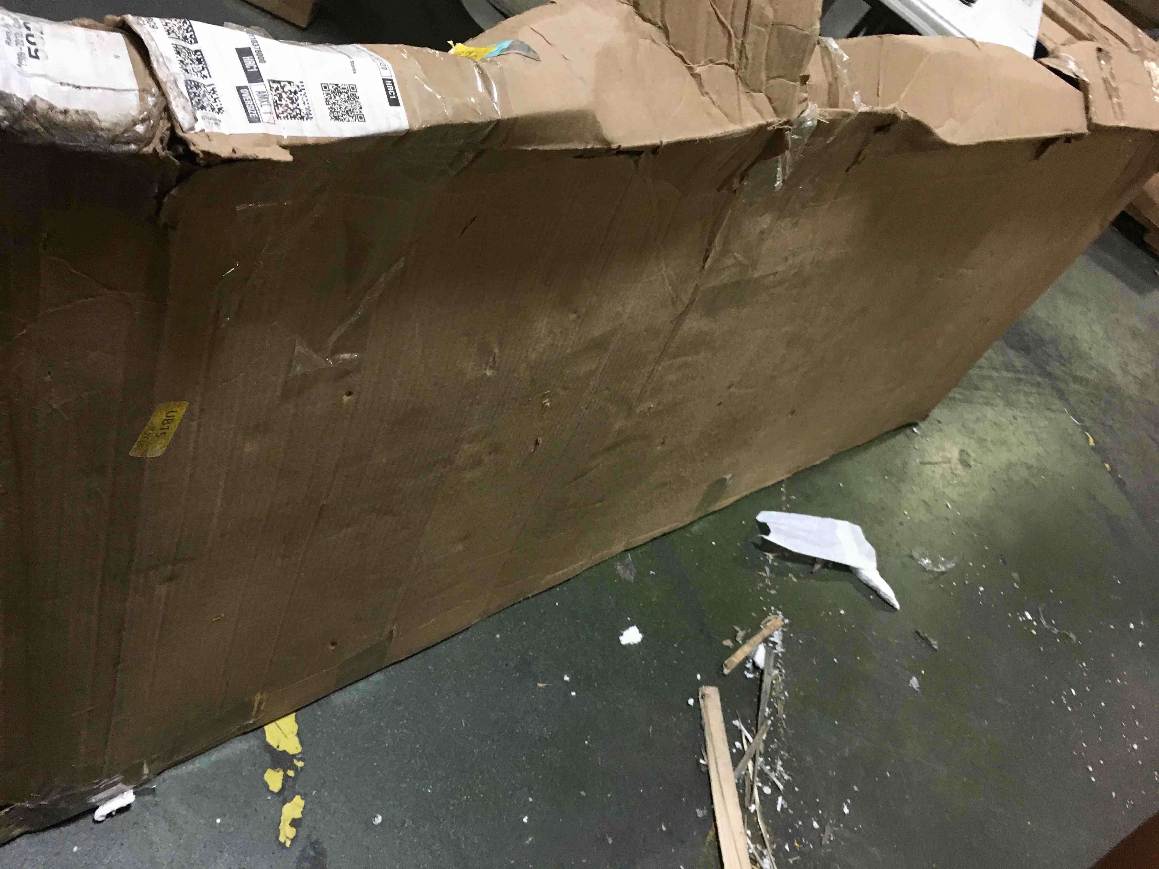 https://s3.amazonaws.com/lotting-images-prod/bidfta/BLU5176348_1691842200551.jpeg