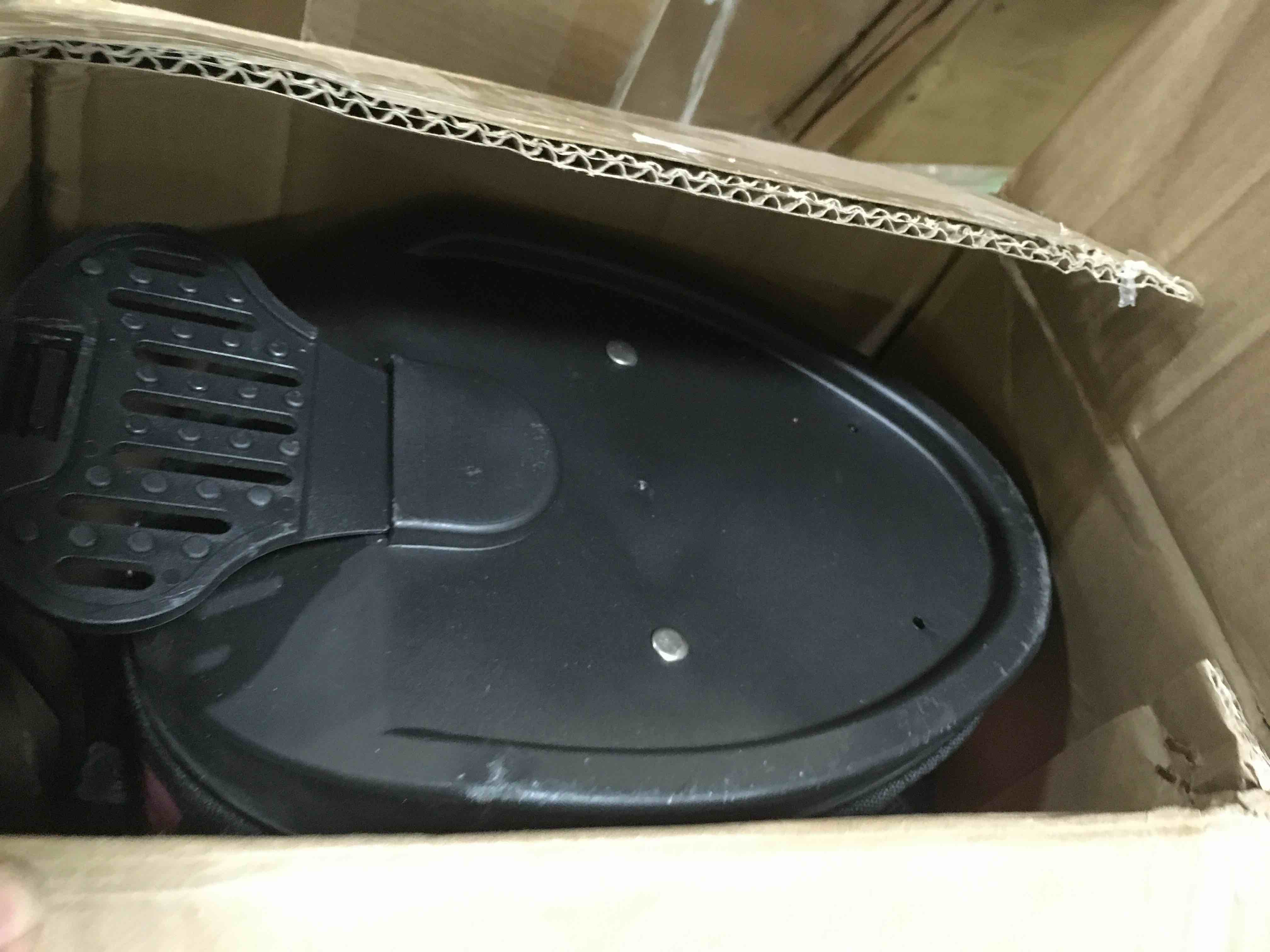 https://s3.amazonaws.com/lotting-images-prod/bidfta/BLU5176352_1691843326402.jpeg