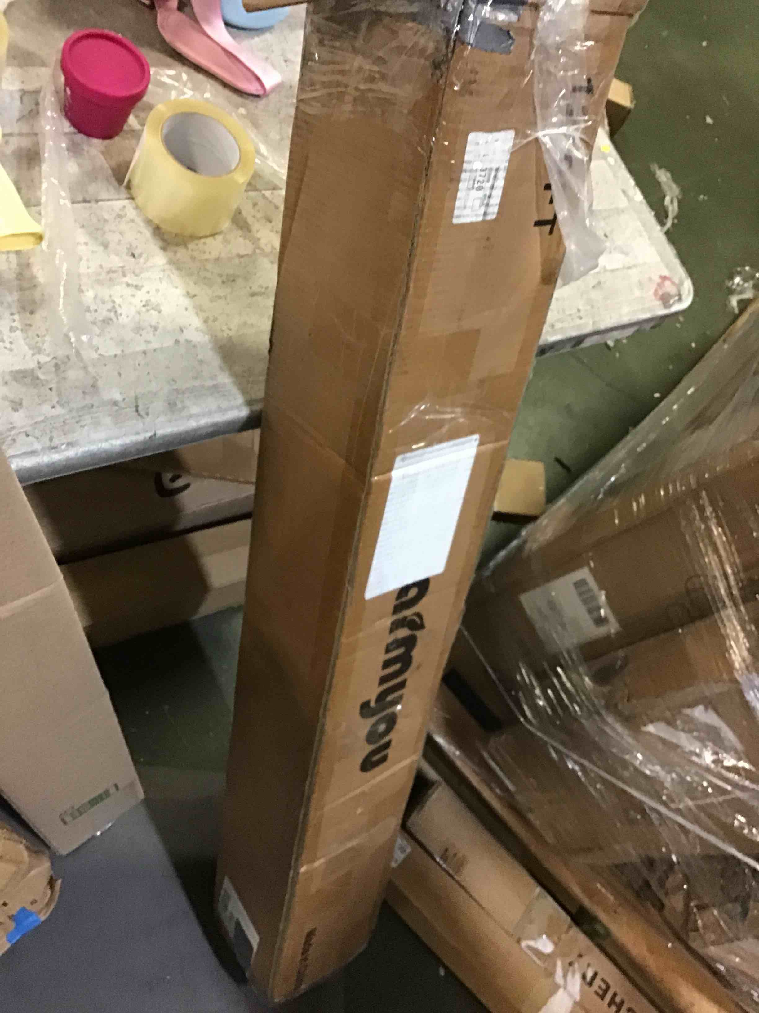 https://s3.amazonaws.com/lotting-images-prod/bidfta/BLU5176515_1692024877139.jpeg