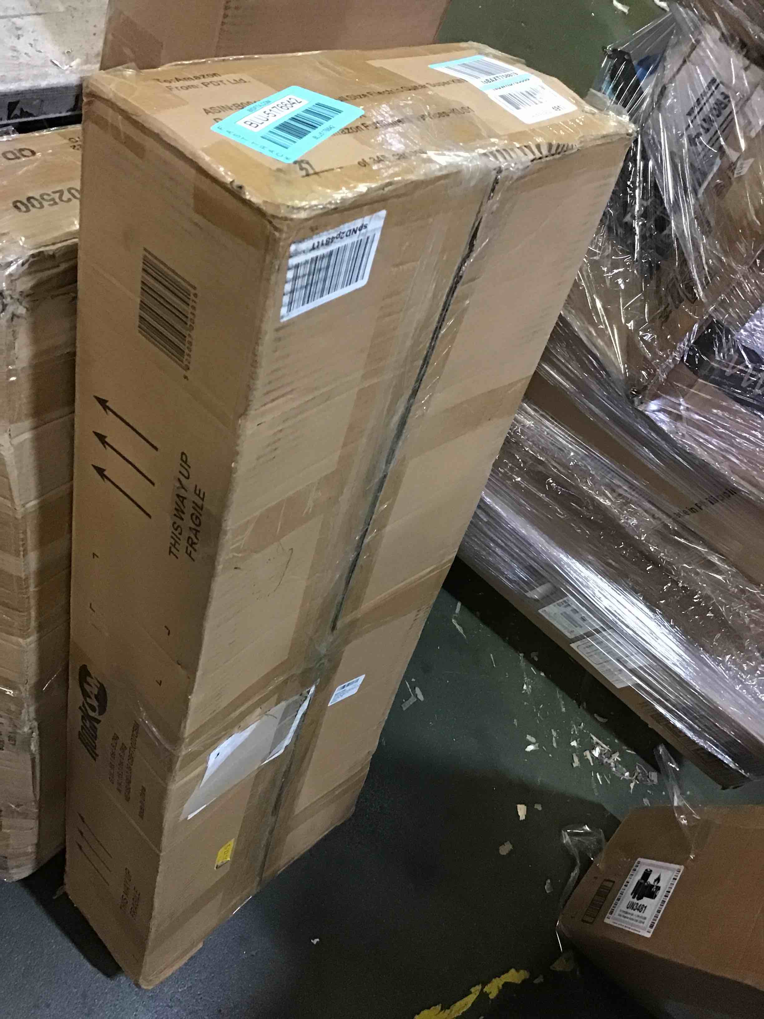 https://s3.amazonaws.com/lotting-images-prod/bidfta/BLU5176642_1692043162145.jpeg