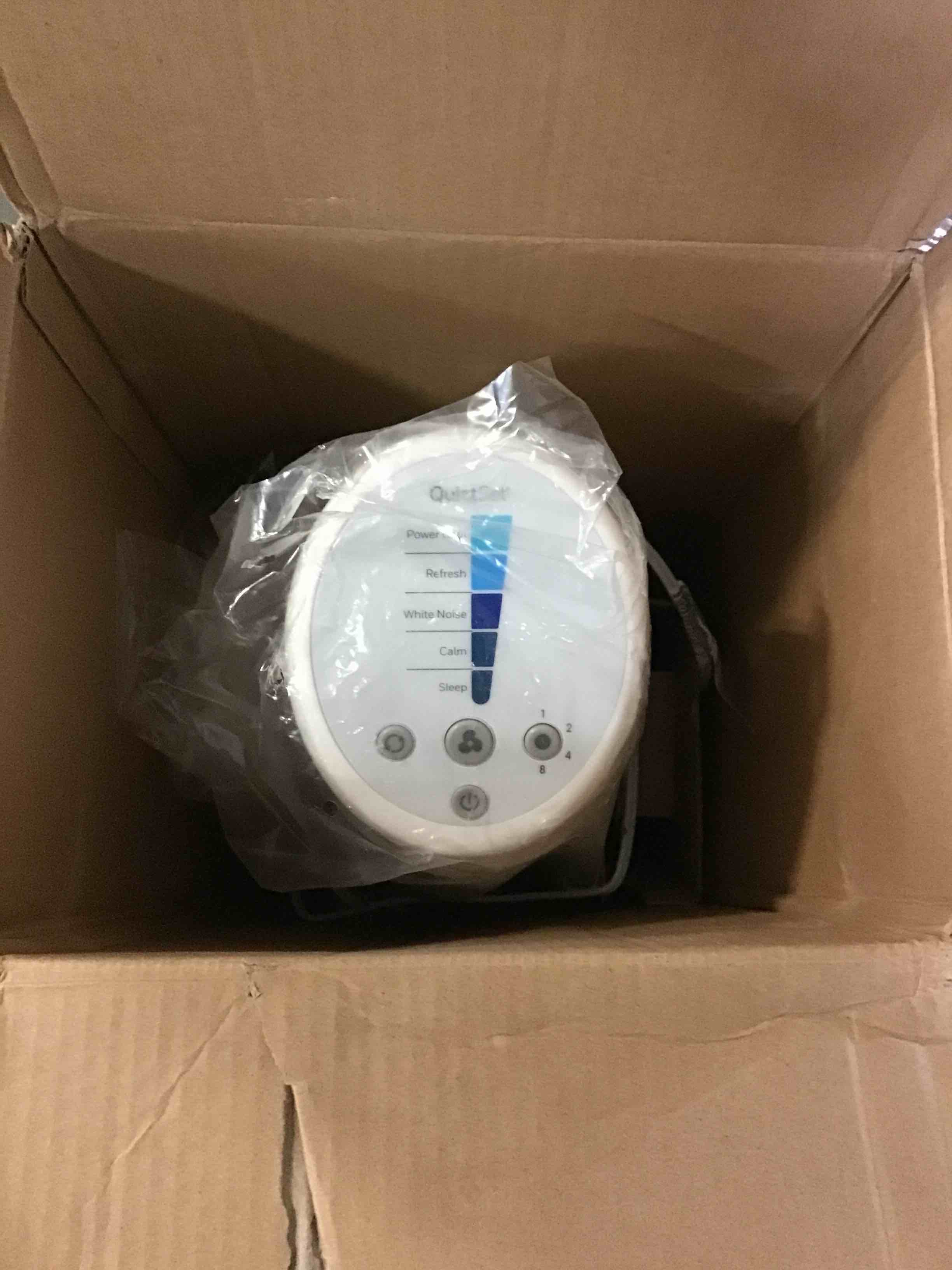 https://s3.amazonaws.com/lotting-images-prod/bidfta/BLU5177463_1691169879663.jpeg