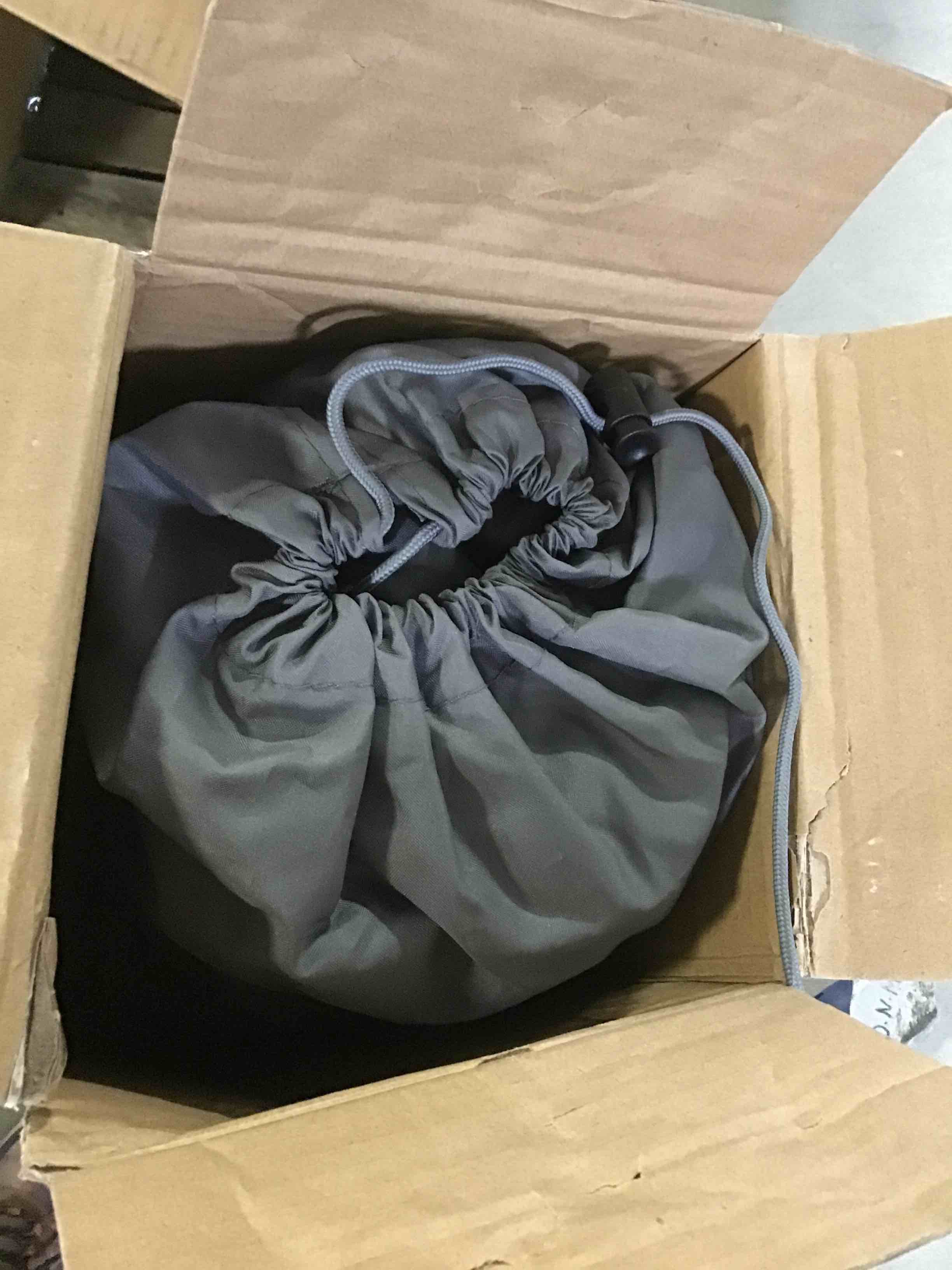 https://s3.amazonaws.com/lotting-images-prod/bidfta/BLU5177471_1691170719392.jpeg