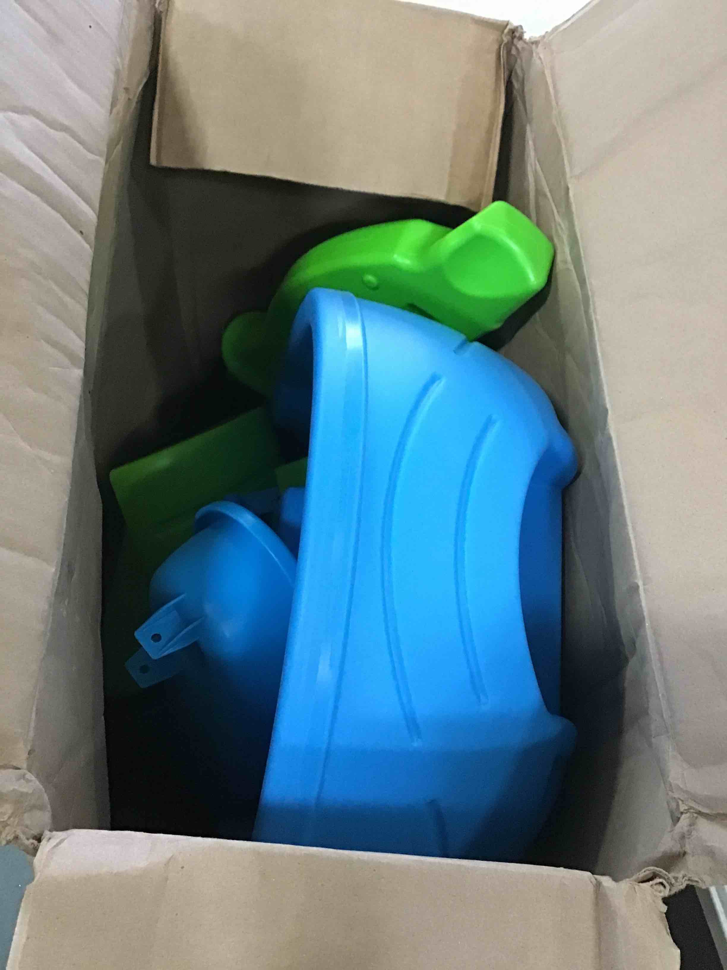 https://s3.amazonaws.com/lotting-images-prod/bidfta/BLU5177588_1691245010102.jpeg